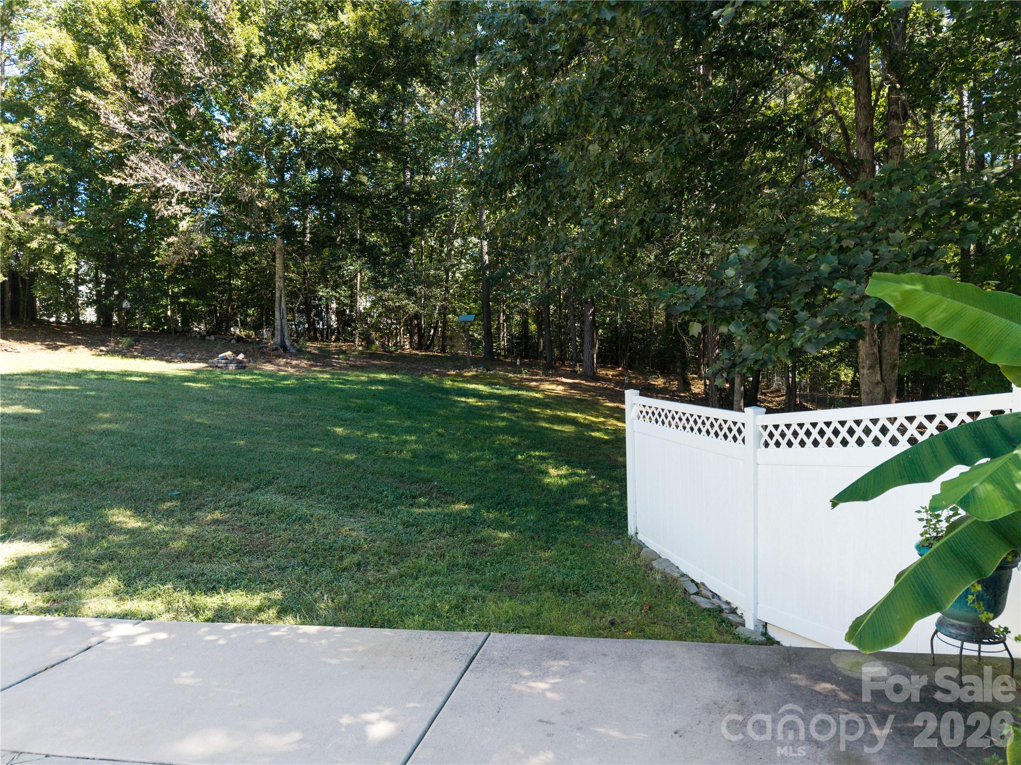 Single Family Residence at 6391 Cathedral Drive, Hickory, photo 18 of 47