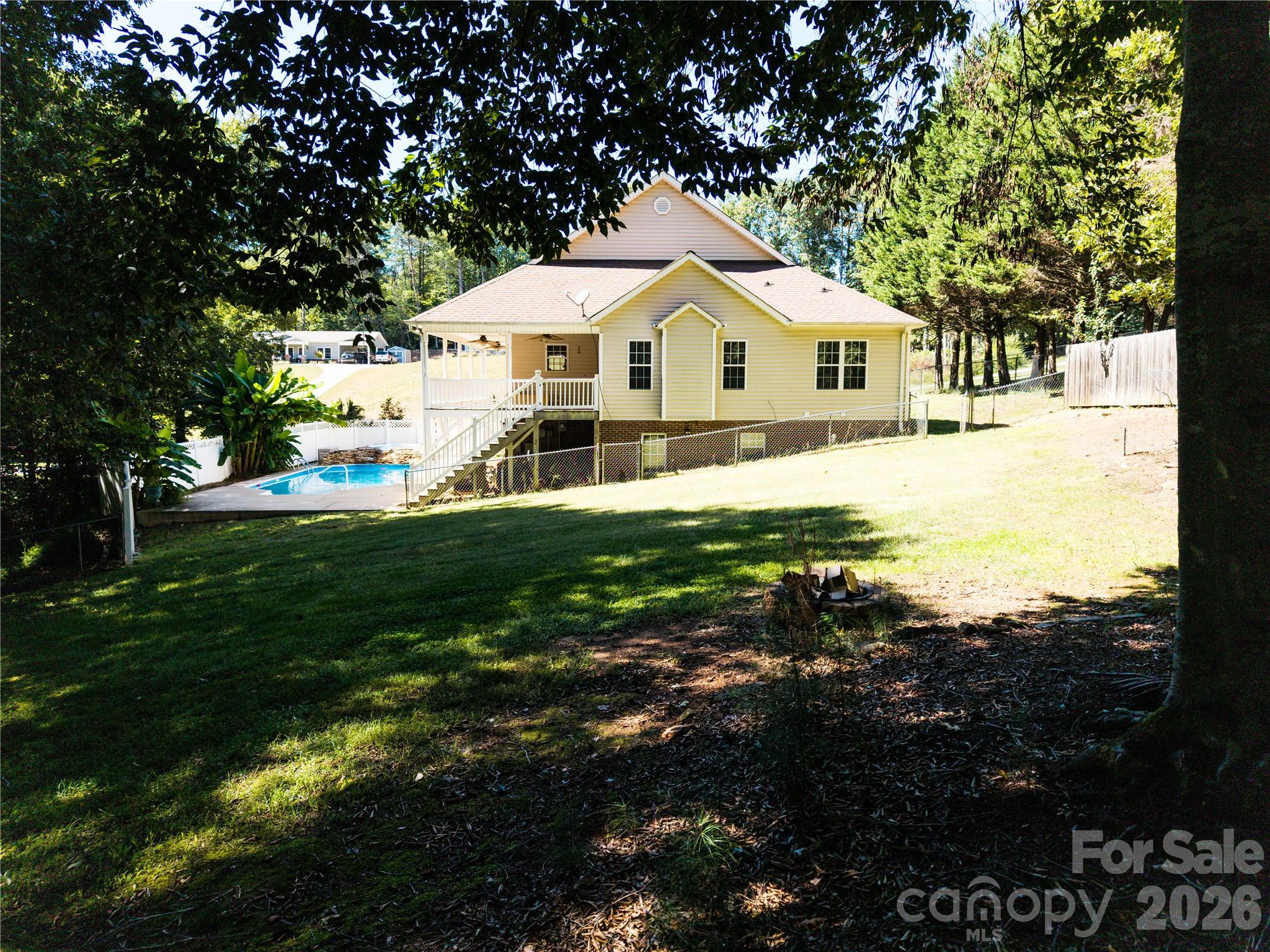 Single Family Residence at 6391 Cathedral Drive, Hickory, photo 20 of 47
