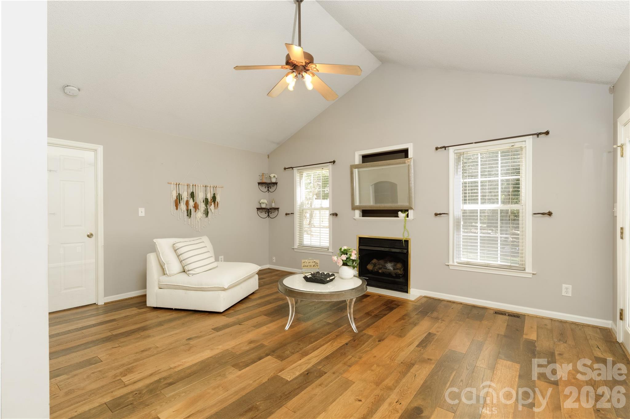 Living Room - 6391 Cathedral Drive, Hickory
