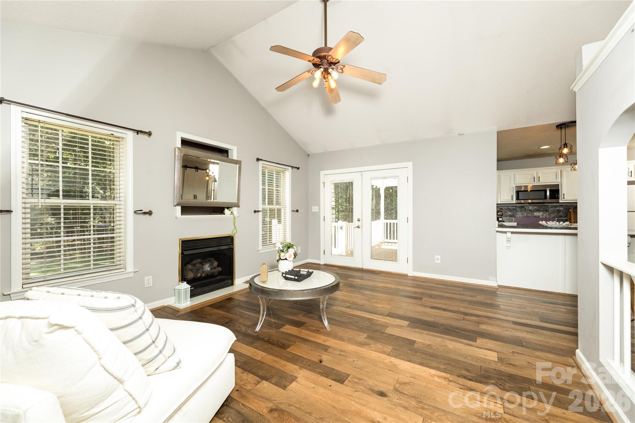Living Room - 6391 Cathedral Drive, Hickory