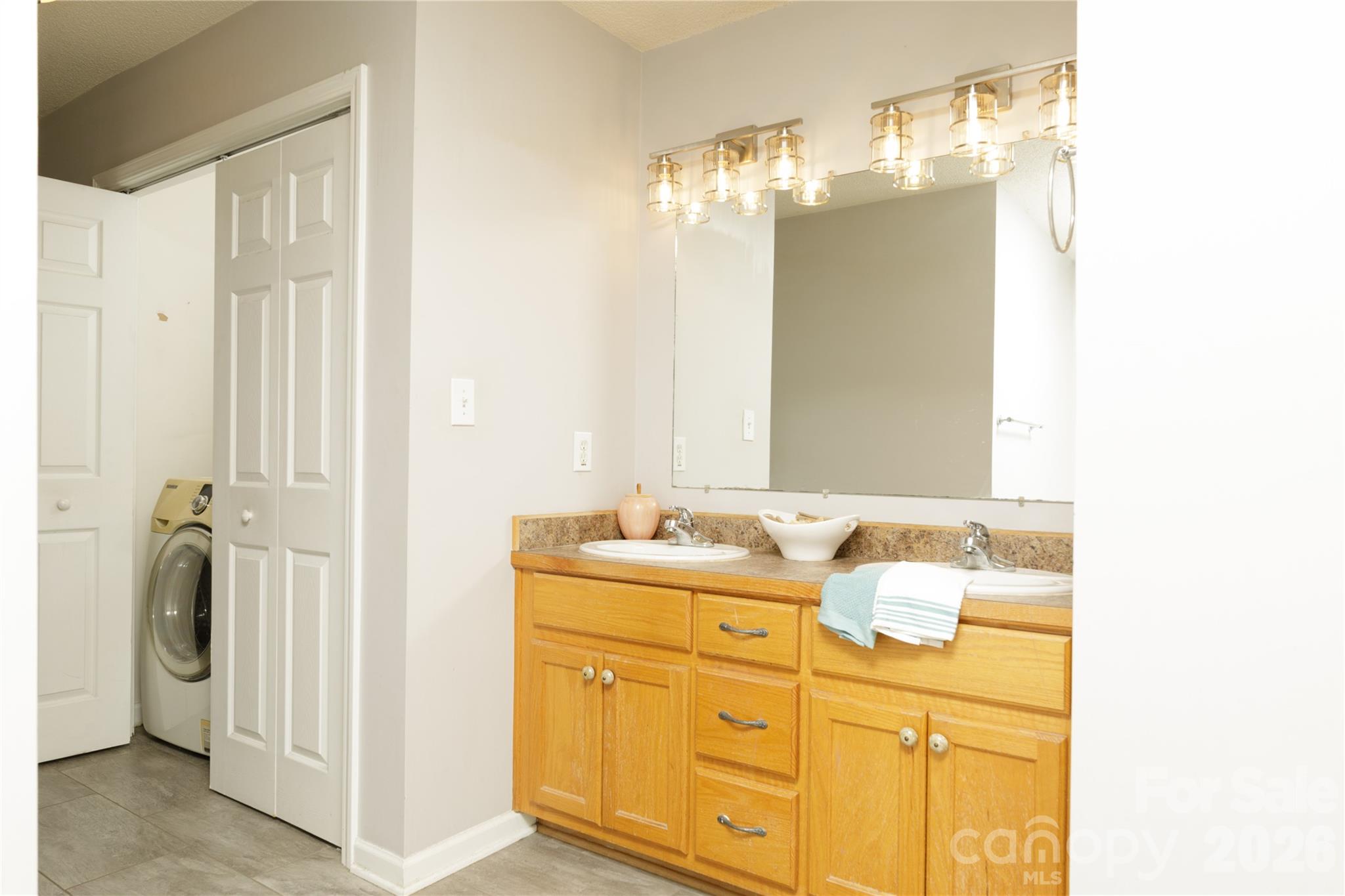 Primary Bathroom - 6391 Cathedral Drive, Hickory