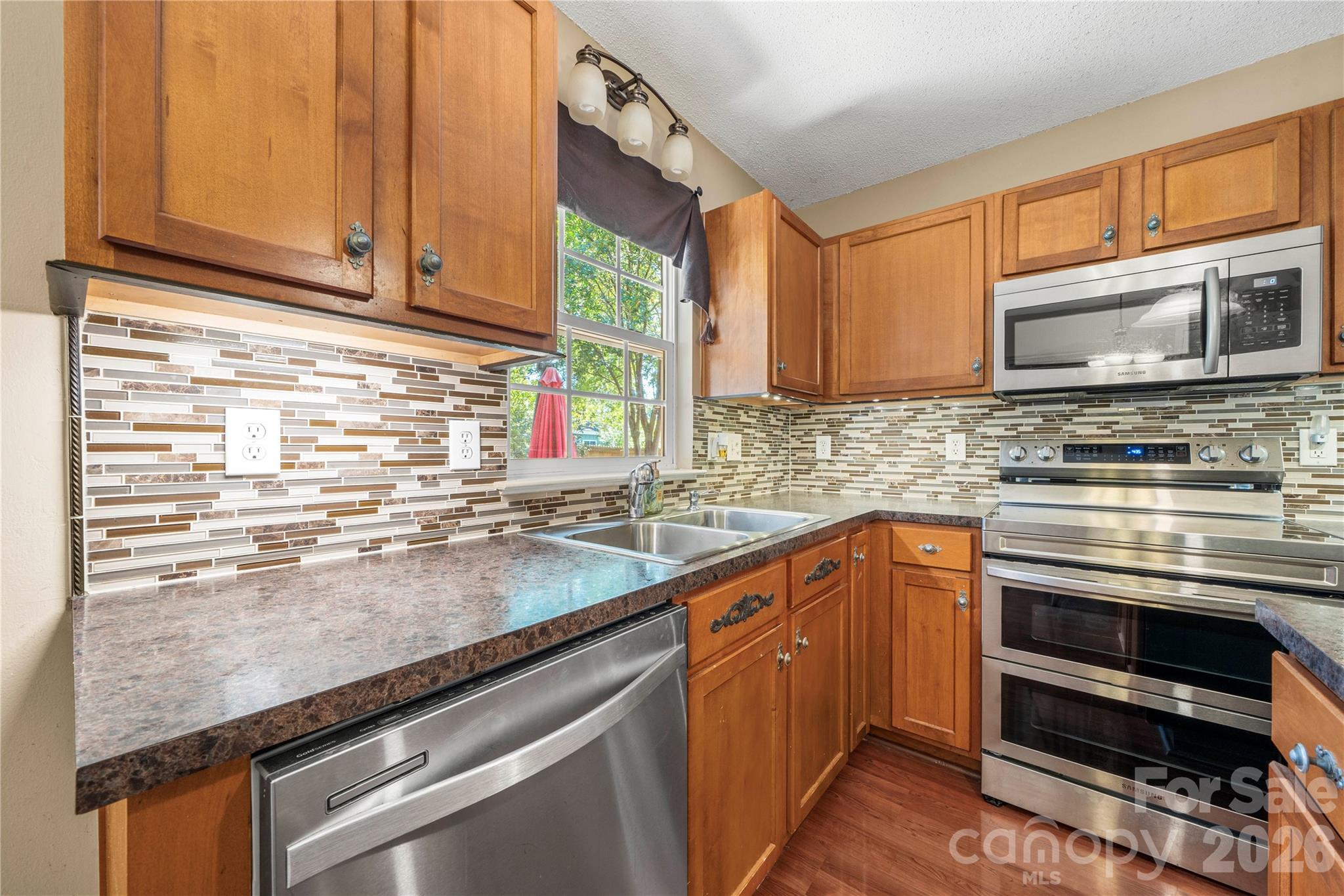 Single Family Residence at 124 Emily Ivy Court, Kannapolis, photo 14 of 43