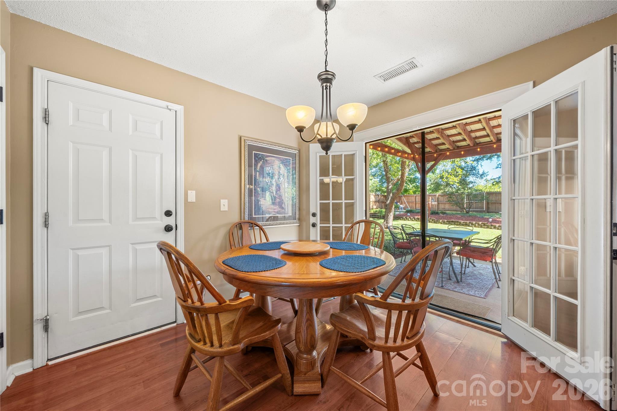 Single Family Residence at 124 Emily Ivy Court, Kannapolis, photo 16 of 43