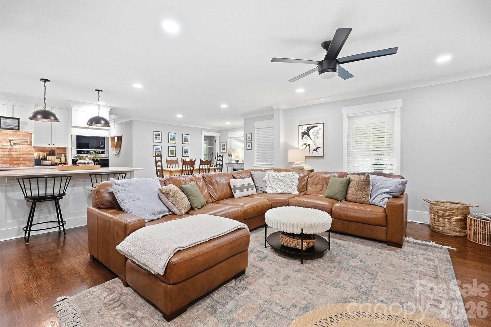 Single Family Residence at 4925 Fulton Court, Concord, photo 10 of 48