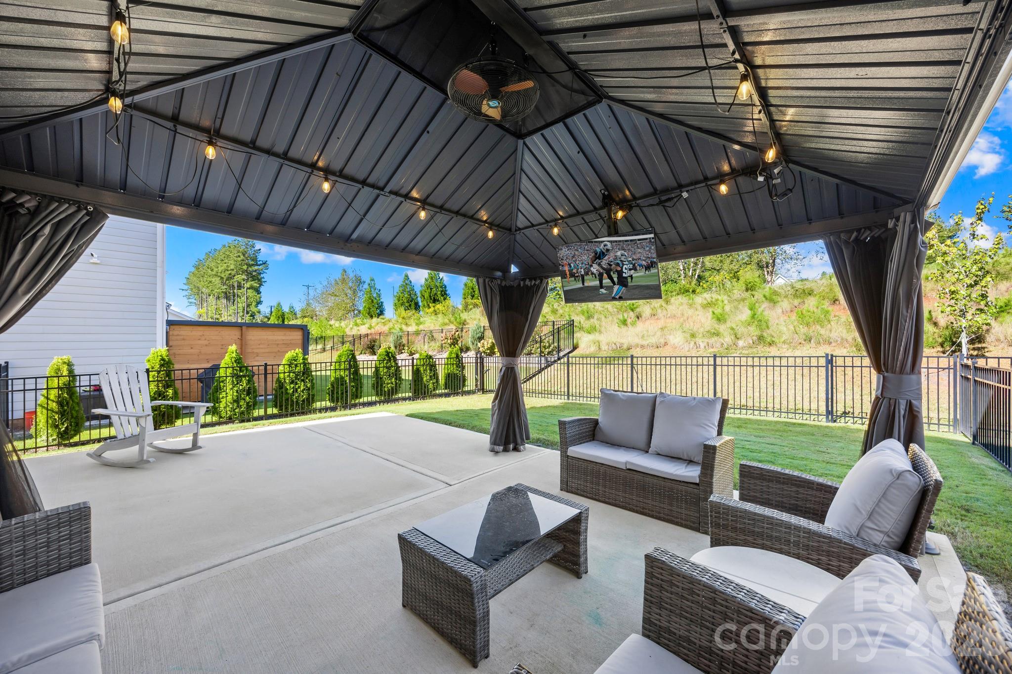 Single Family Residence at 167 Rhuidean Court, Troutman, photo 42 of 46