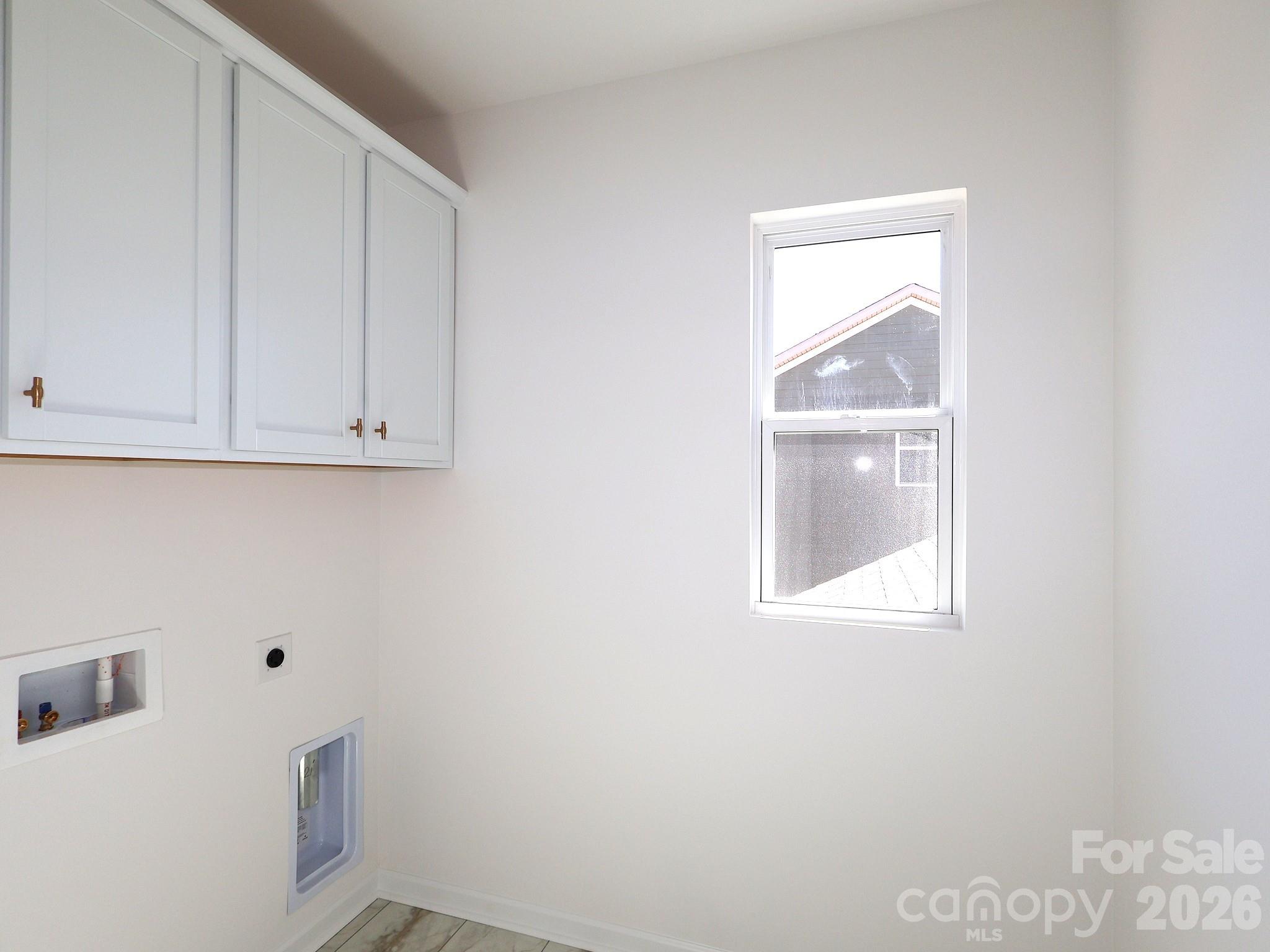 Laundry room - 230 Amber Glen Drive, Locust