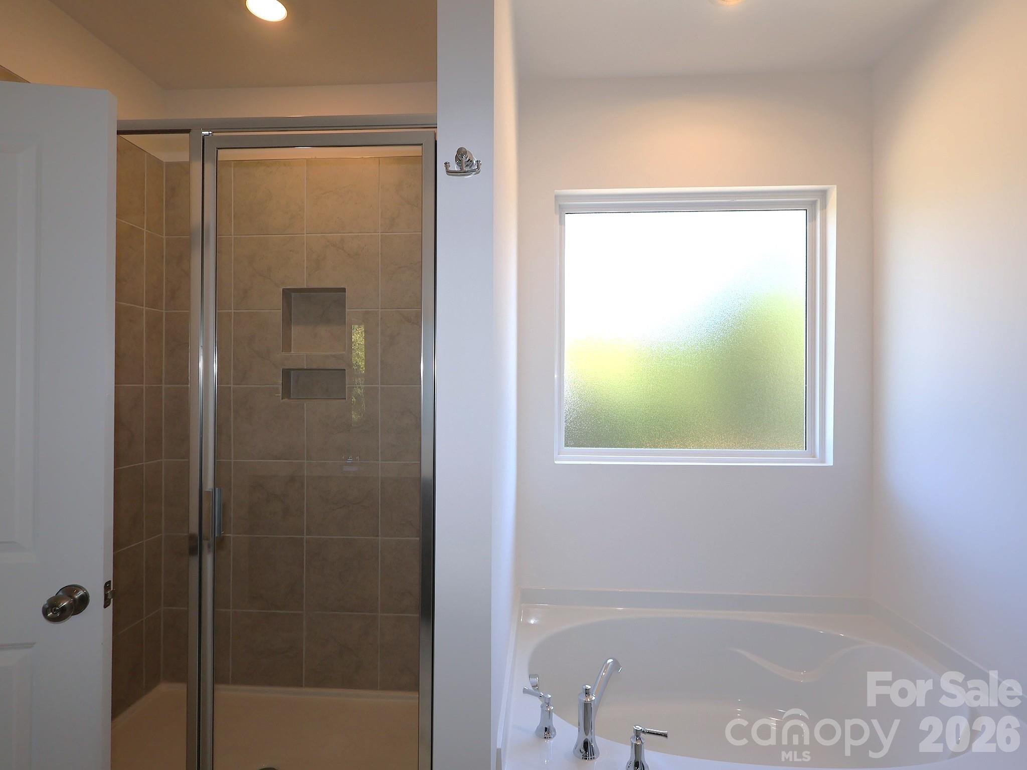 Owner's suite - 230 Amber Glen Drive, Locust