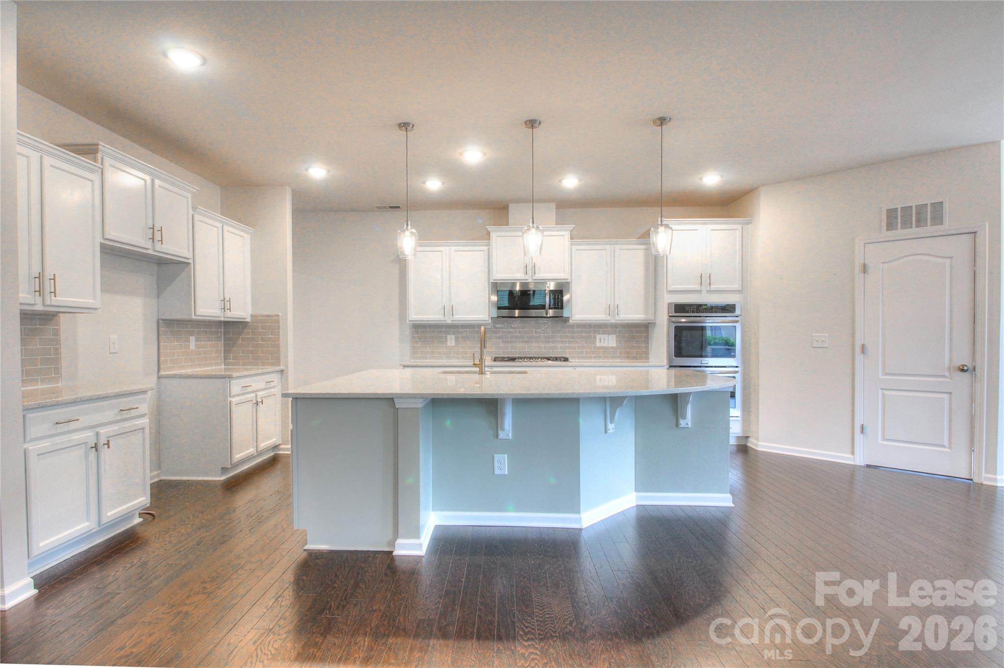 Single Family Residence at 3007 Silverwood Drive, Waxhaw, photo 9 of 39