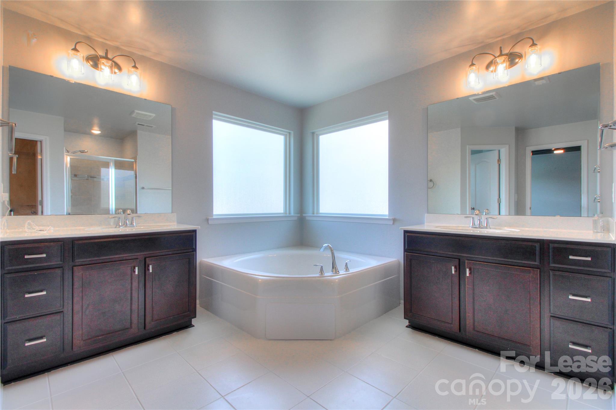 Single Family Residence at 3007 Silverwood Drive, Waxhaw, photo 17 of 39