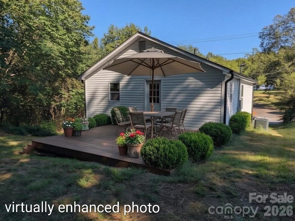 Single Family Residence at 213 Rice Street, Kannapolis, photo 6 of 26