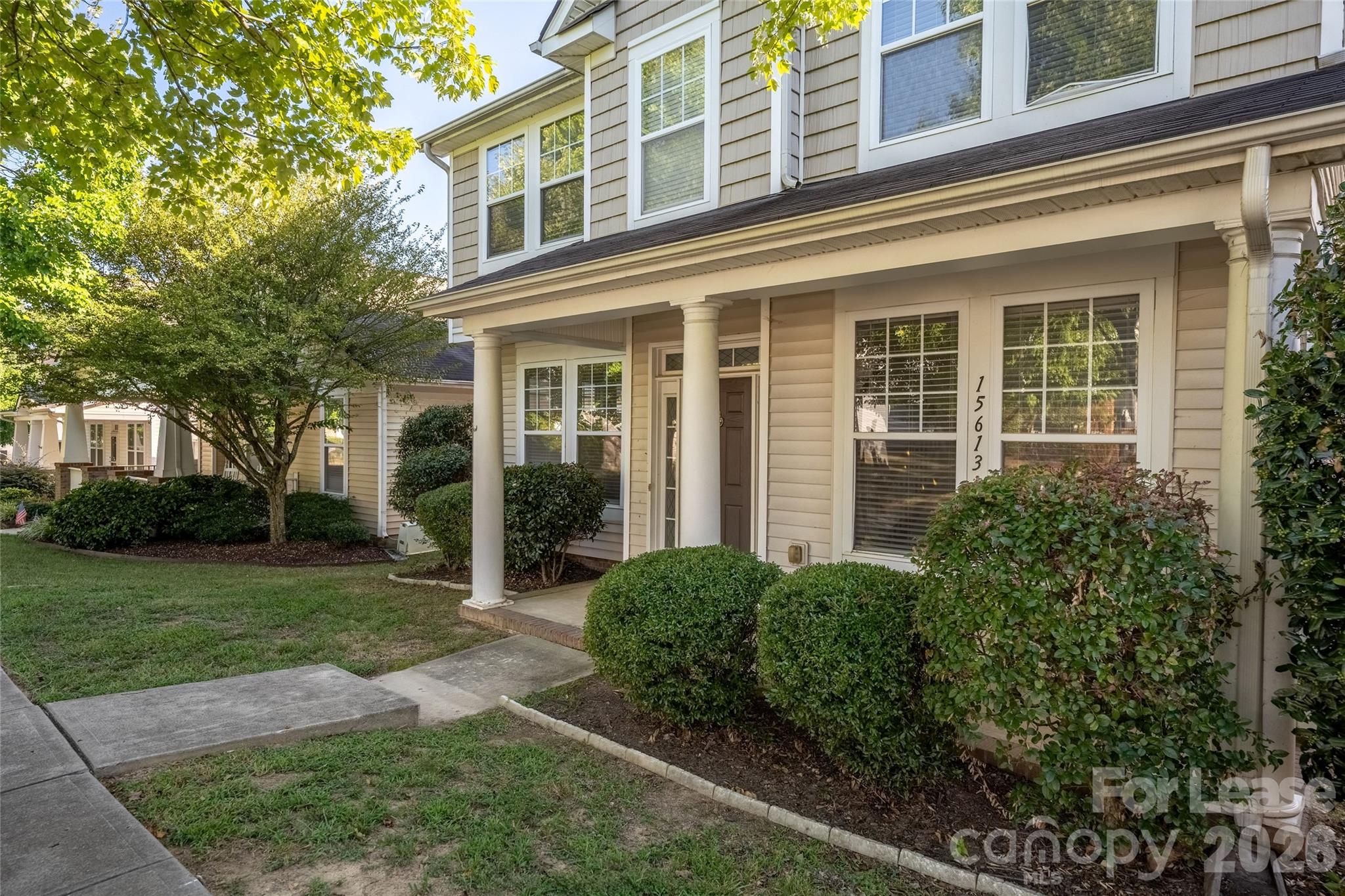 Single Family Residence at 15613 Seafield Lane, Huntersville, photo 2 of 41