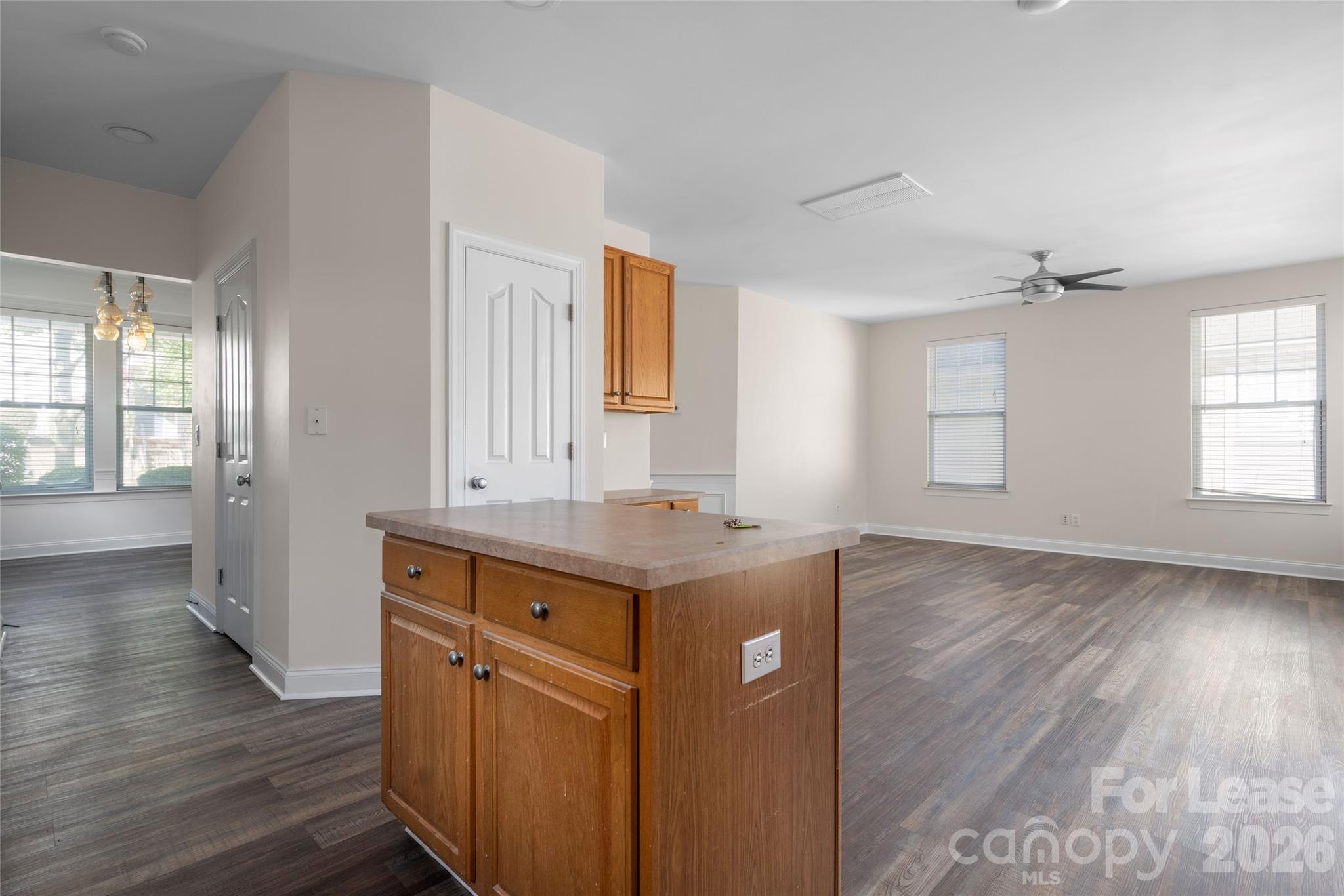 Single Family Residence at 15613 Seafield Lane, Huntersville, photo 11 of 41