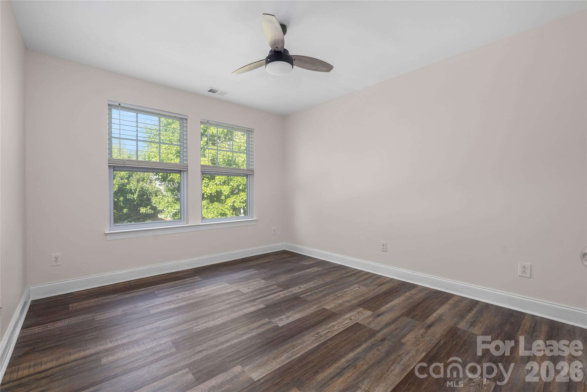 Single Family Residence at 15613 Seafield Lane, Huntersville, photo 20 of 41