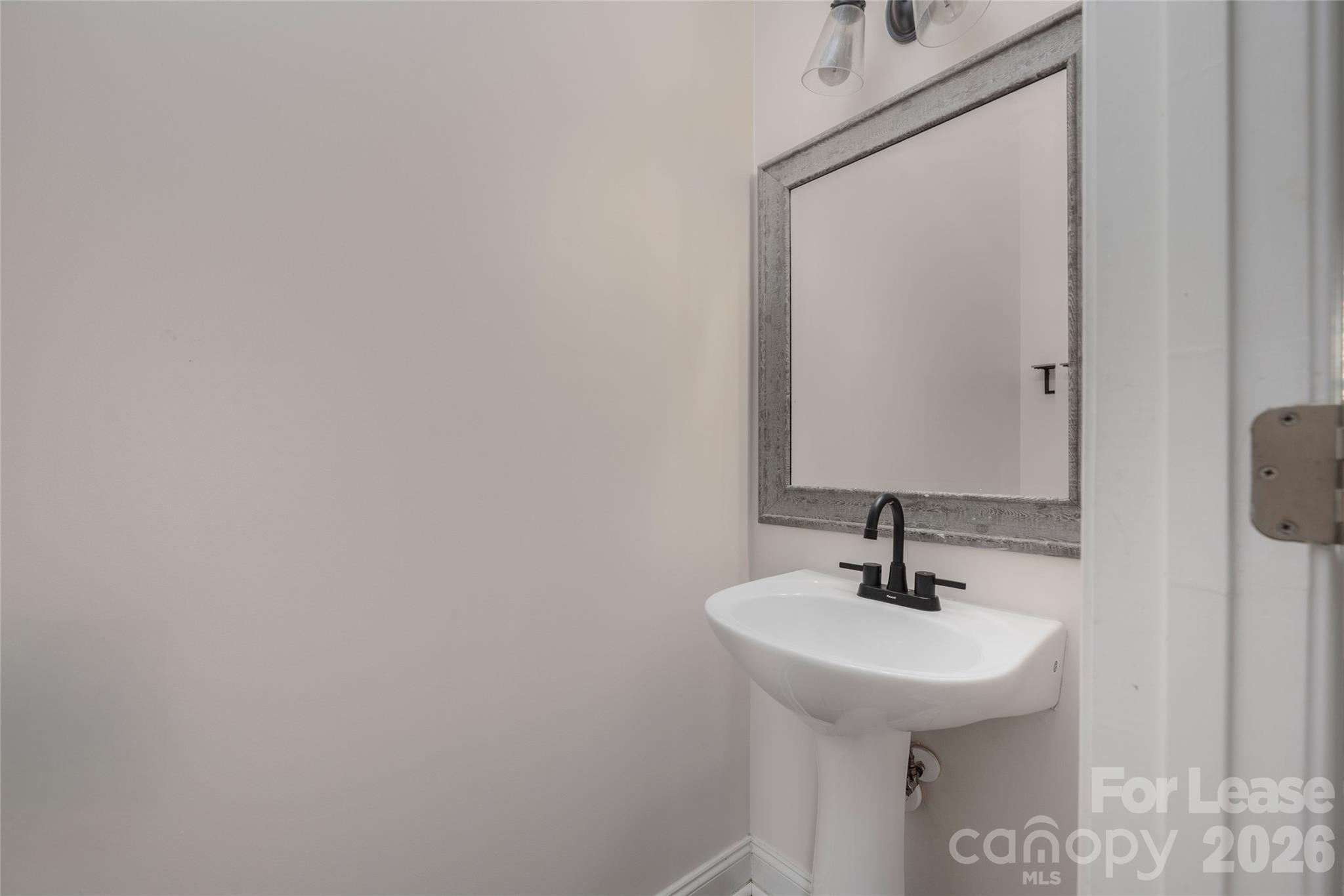 Single Family Residence at 15613 Seafield Lane, Huntersville, photo 33 of 41