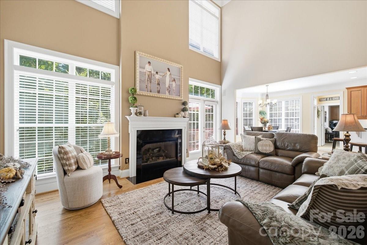 Single Family Residence at 5817 Cross Point Court, Waxhaw, photo 3 of 48