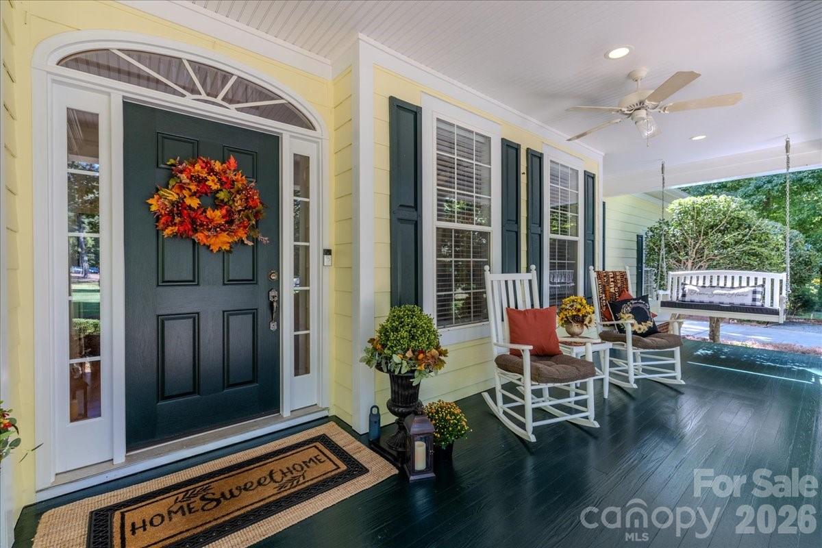 Single Family Residence at 5817 Cross Point Court, Waxhaw, photo 22 of 48
