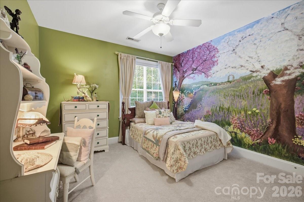 Single Family Residence at 5817 Cross Point Court, Waxhaw, photo 16 of 48
