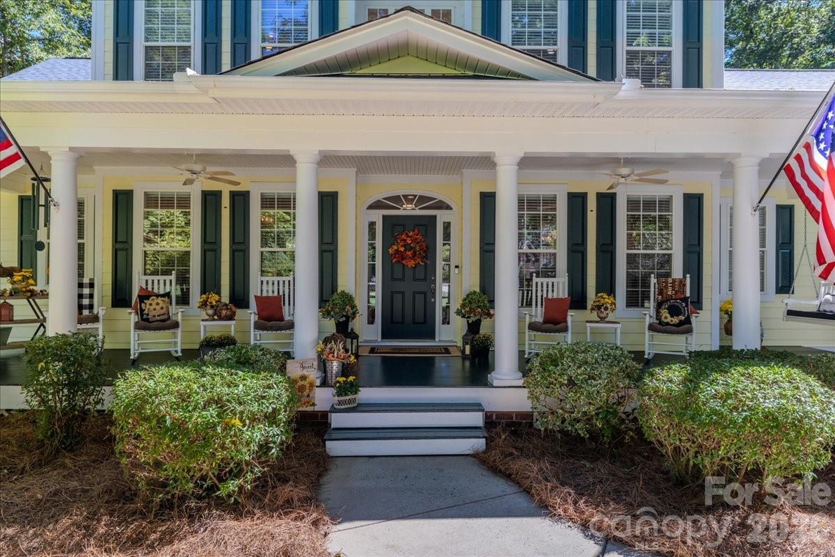 Single Family Residence at 5817 Cross Point Court, Waxhaw, photo 36 of 48
