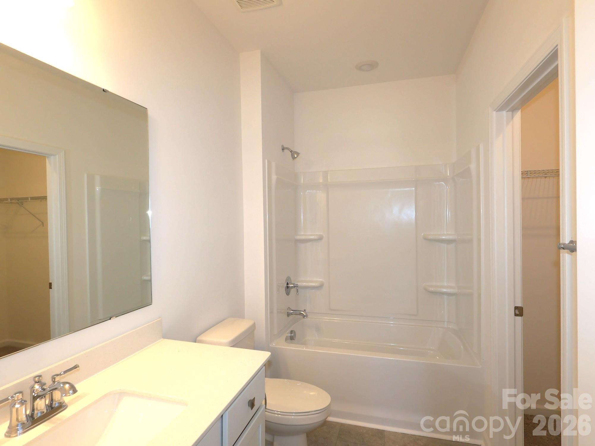 Secondary bathroom - 238 Amber Glen Drive, Locust