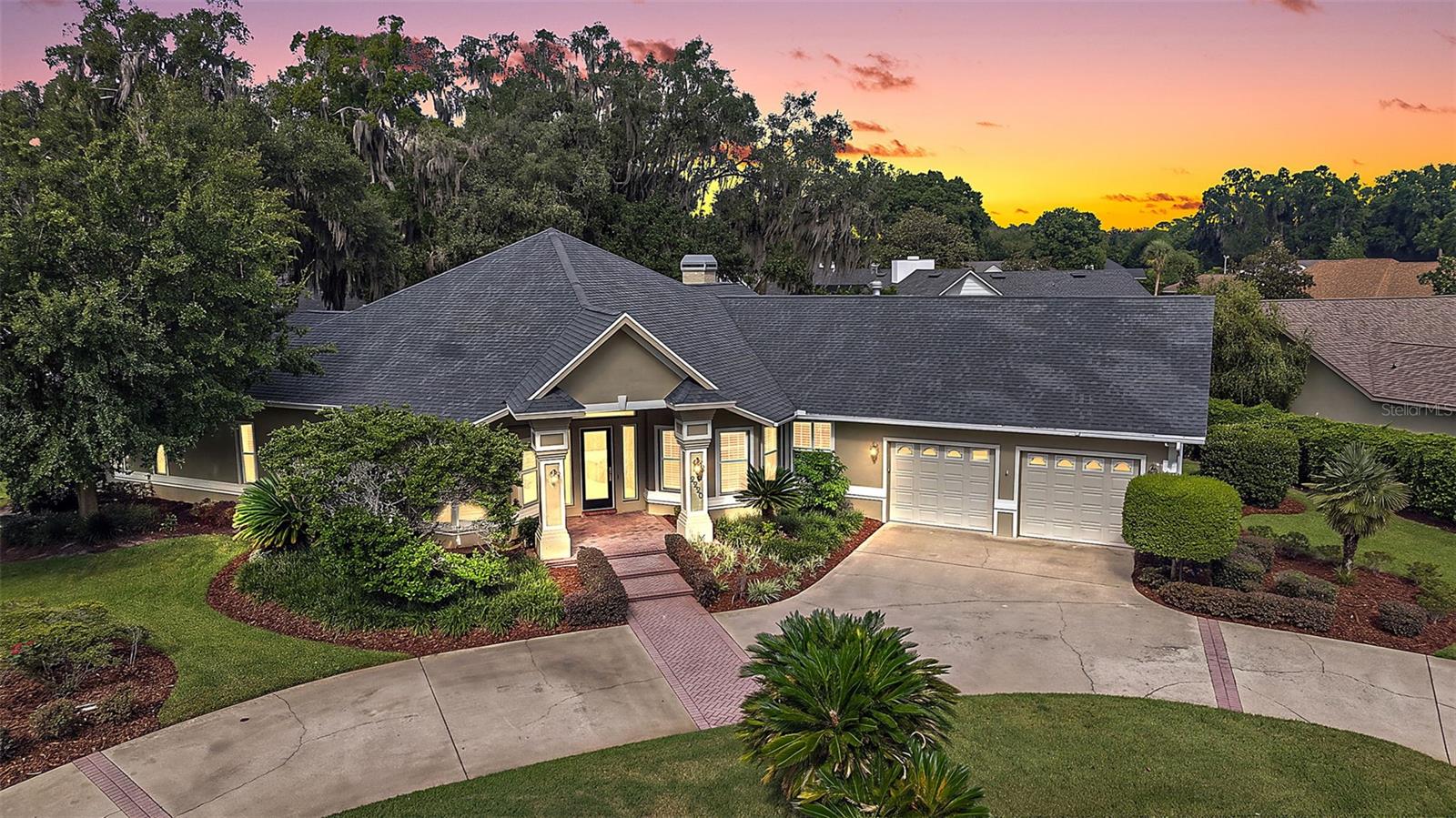 2220 SE MILL CREEK CIR
