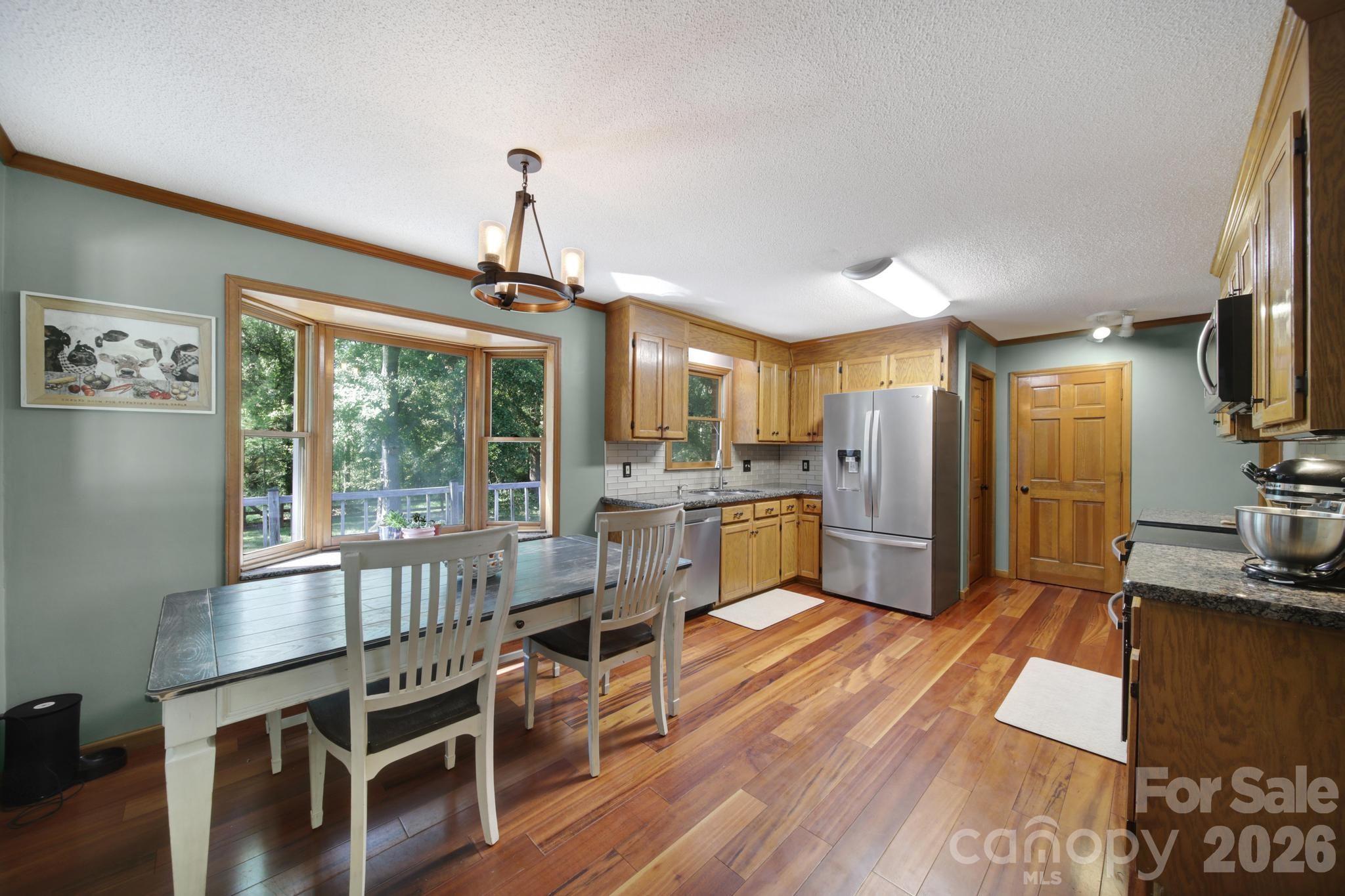 Single Family Residence at 2412 Nancy Lane, Harrisburg, photo 7 of 38