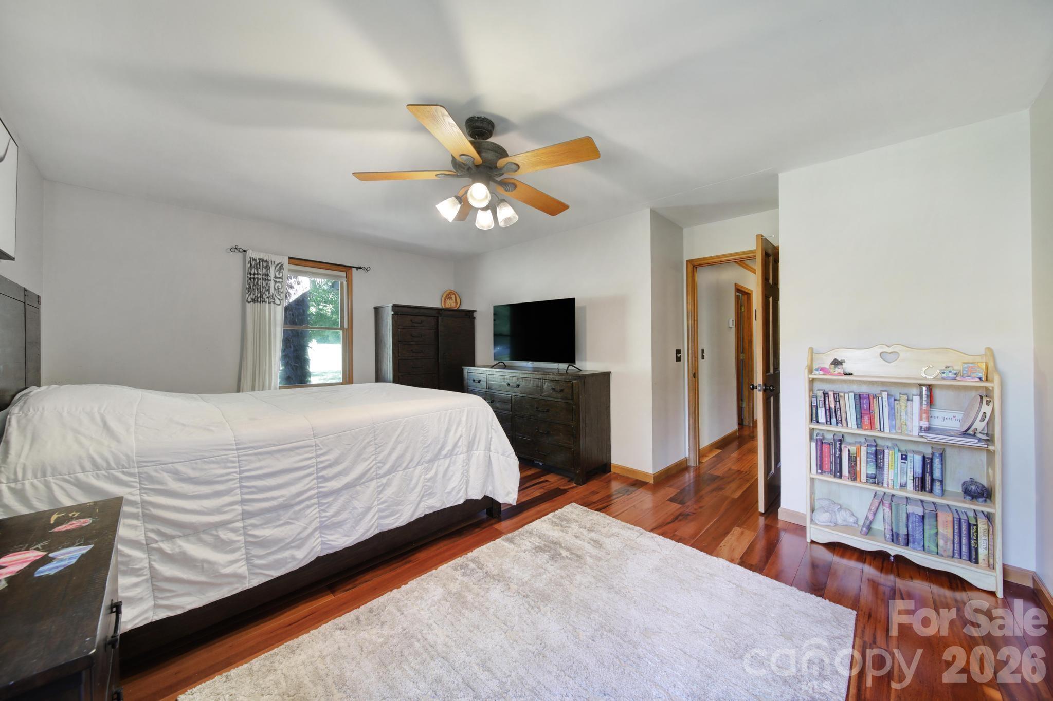 Single Family Residence at 2412 Nancy Lane, Harrisburg, photo 21 of 38