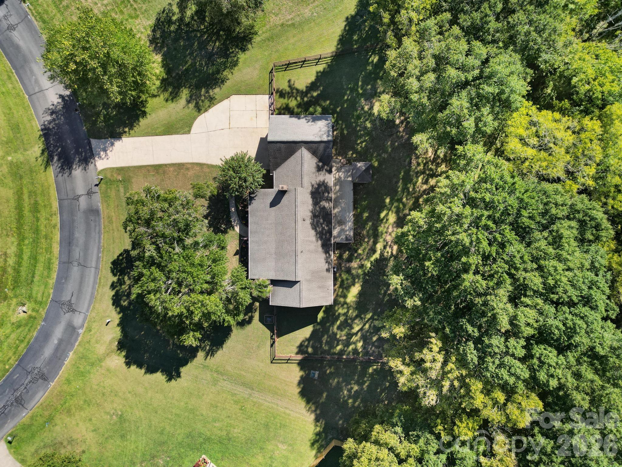 Single Family Residence at 2412 Nancy Lane, Harrisburg, photo 37 of 38