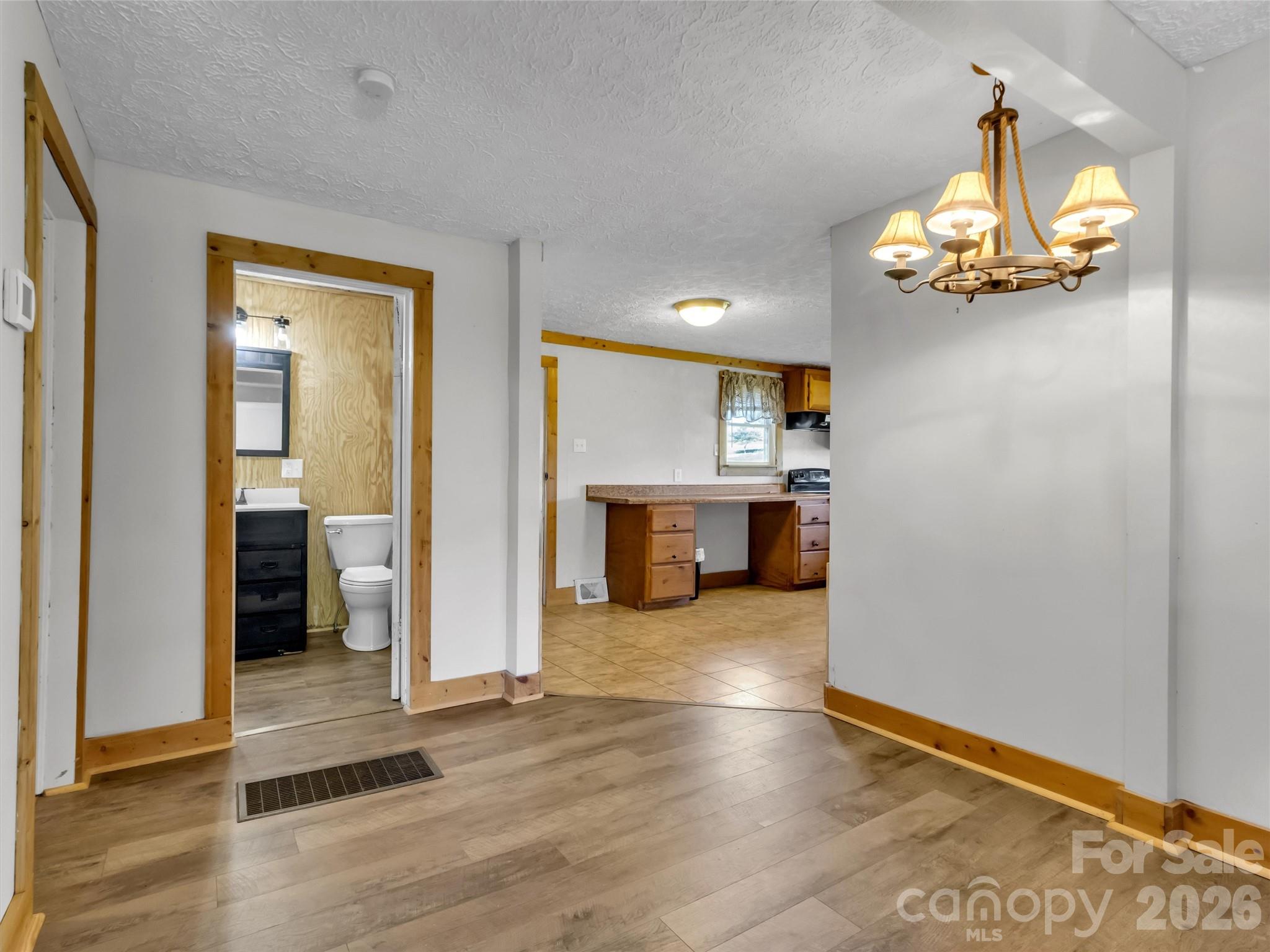 Single Family Residence at 408 Sunny Drive, Waynesville, photo 11 of 41