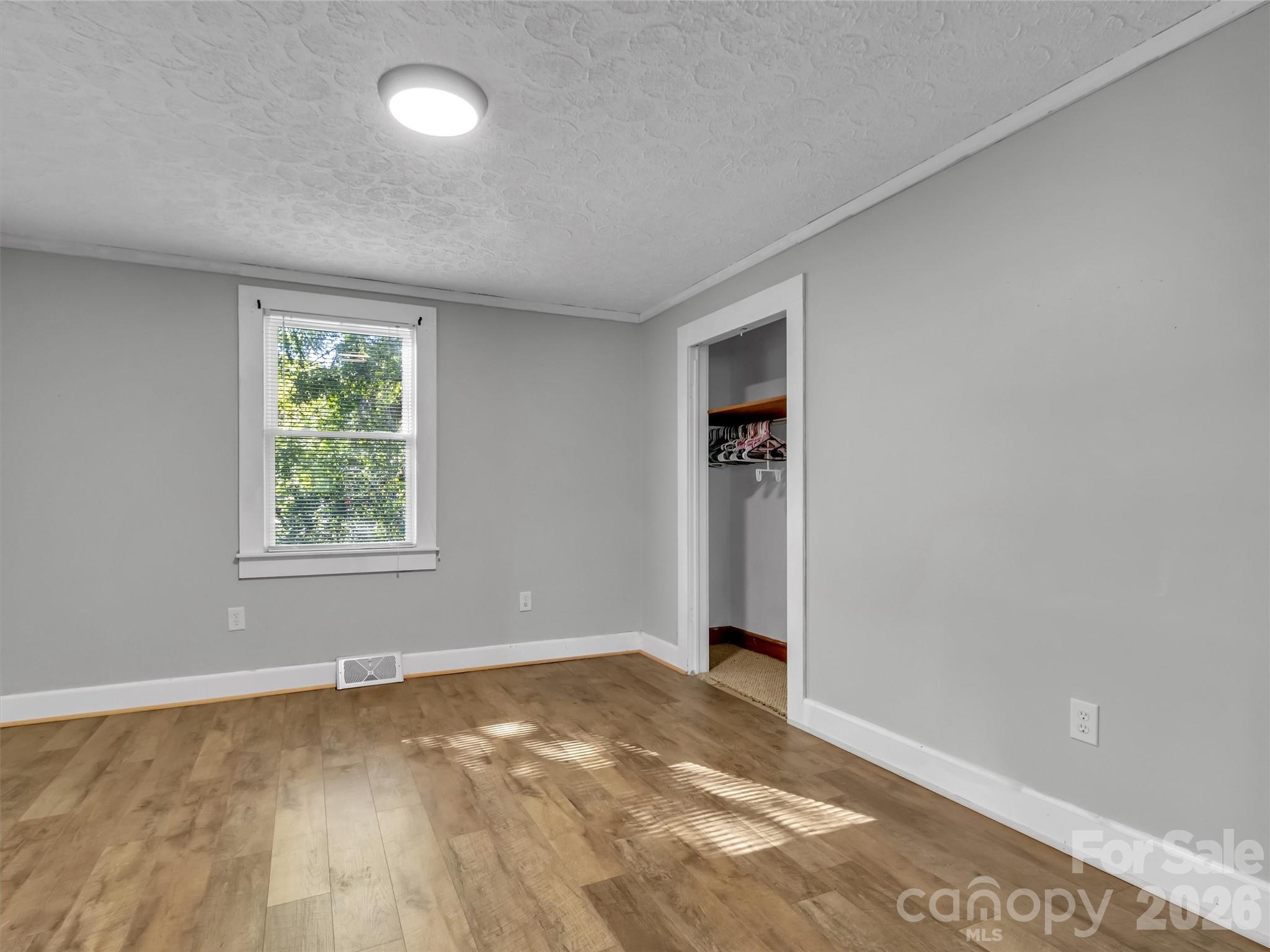 Single Family Residence at 408 Sunny Drive, Waynesville, photo 15 of 41