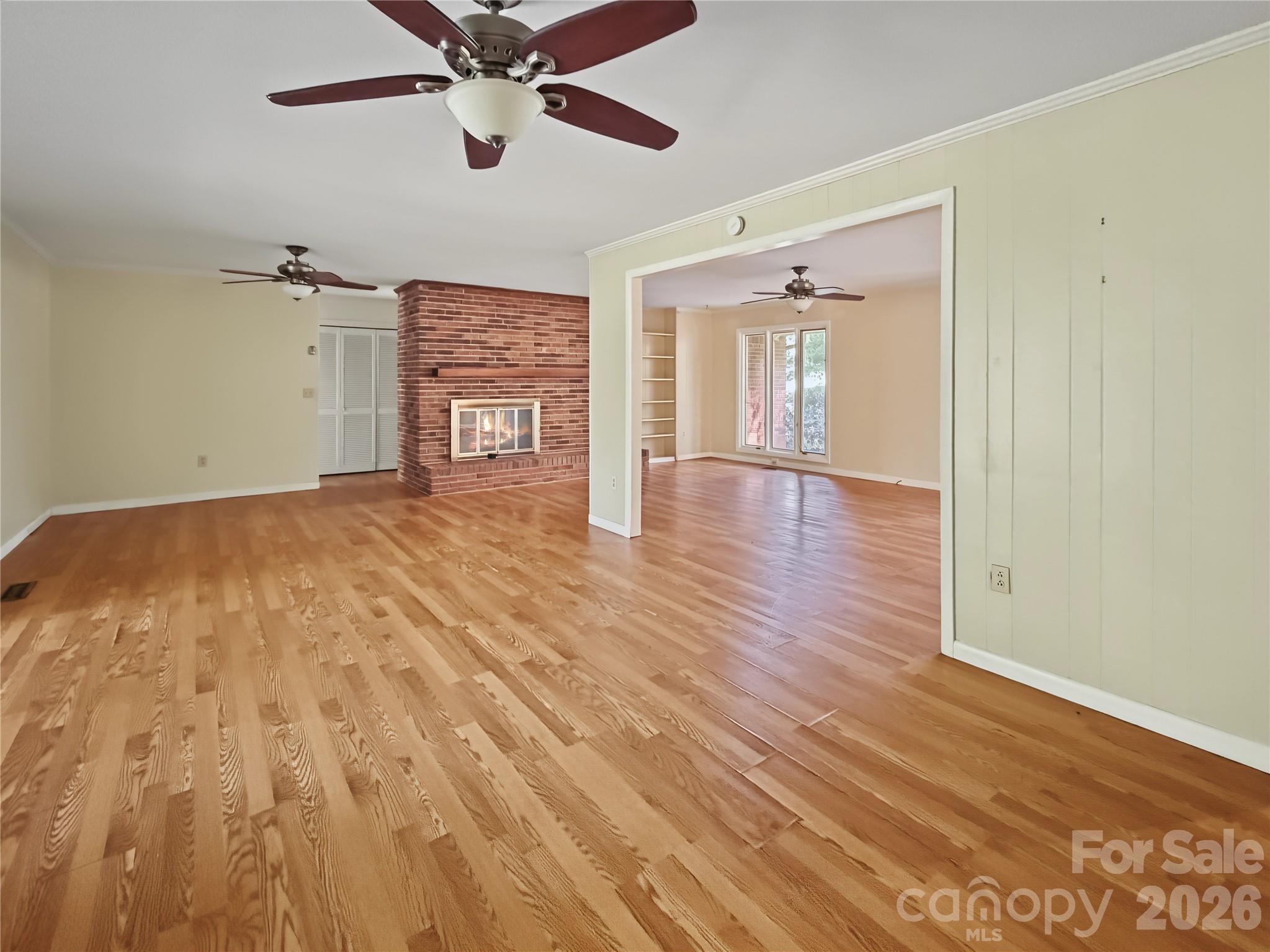 Single Family Residence at 186 Catherine Drive, Columbus, photo 9 of 41