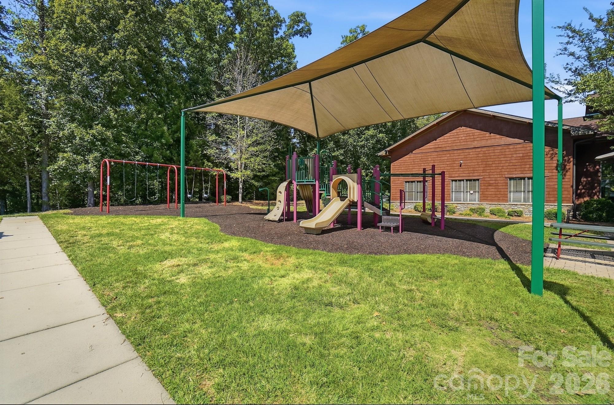 Single Family Residence at 2238 Bluebell Way, Tega Cay, photo 44 of 48