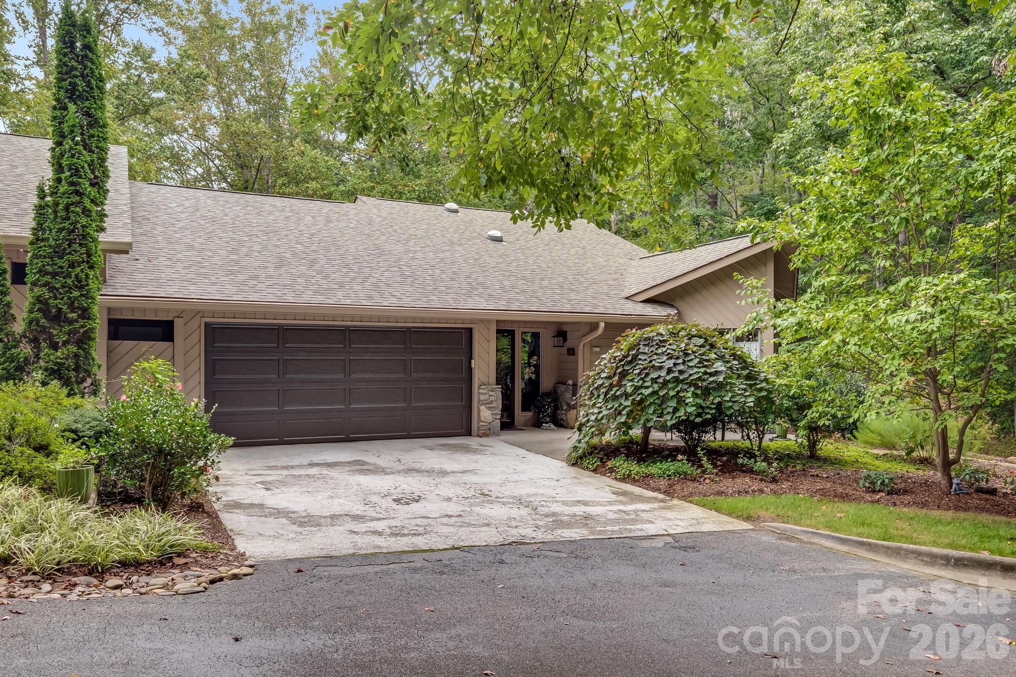 Condominium at 1702 Timber Trail, Asheville, photo 41 of 44