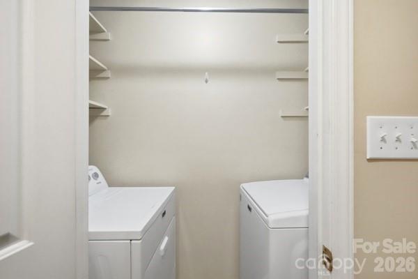 Laundry - 1677 Double Oaks Road, Fort Mill