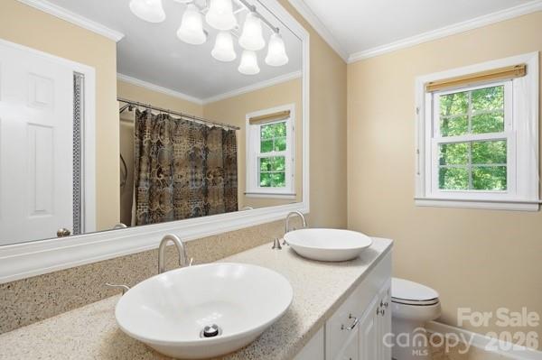 Full Bathroom 2 - 1677 Double Oaks Road, Fort Mill