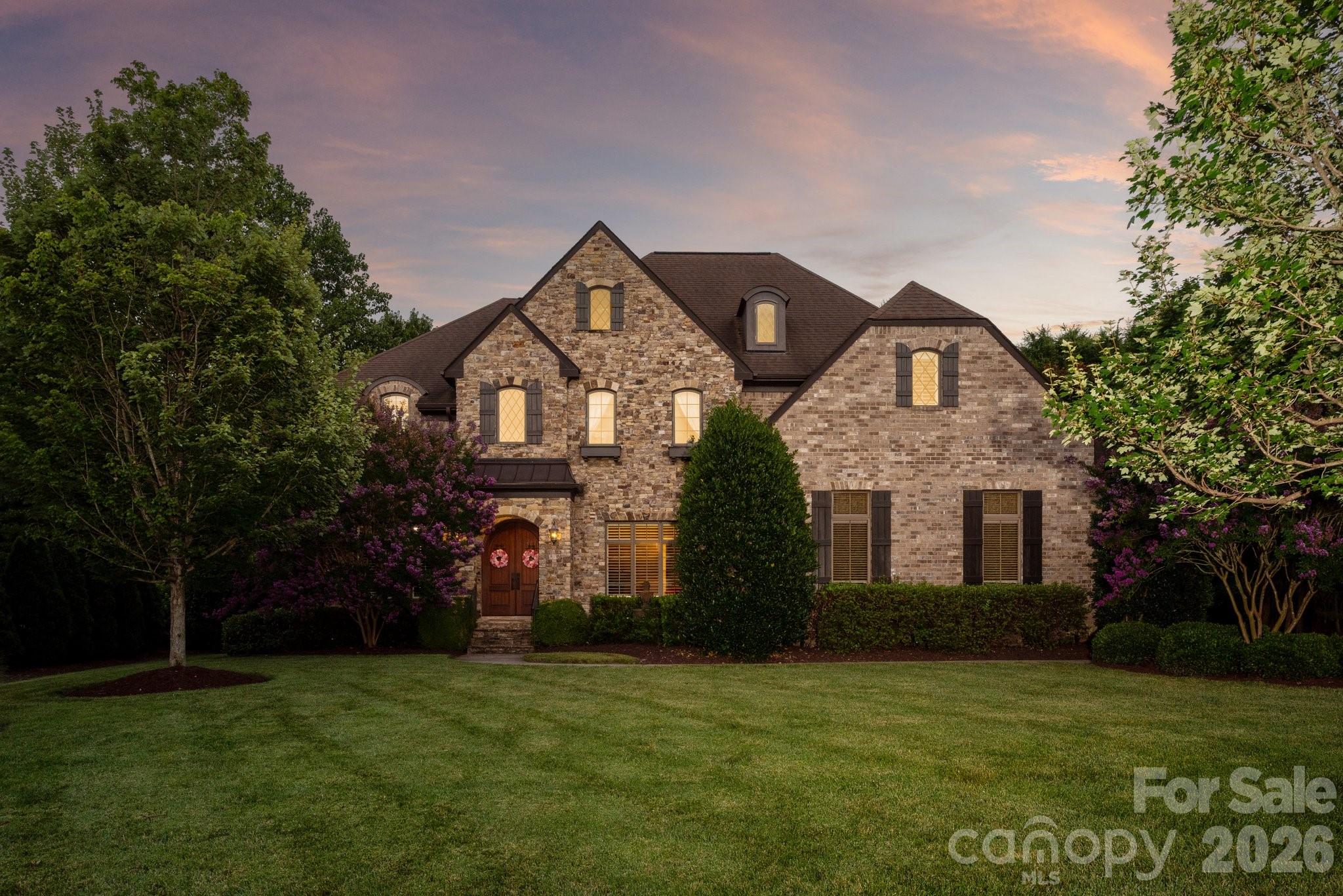 227 Glenmoor Drive