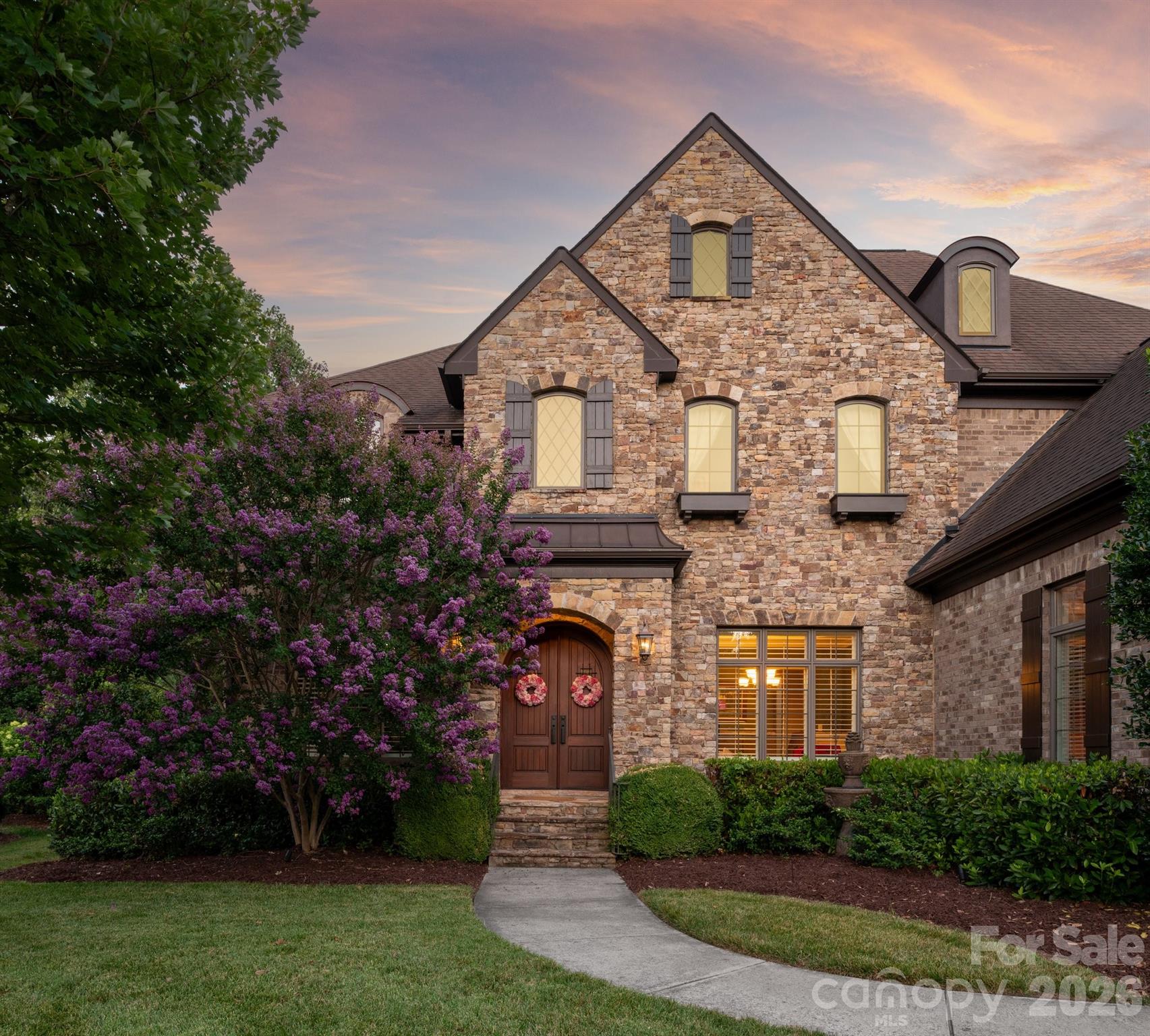Single Family Residence at 227 Glenmoor Drive, Waxhaw, photo 3 of 45