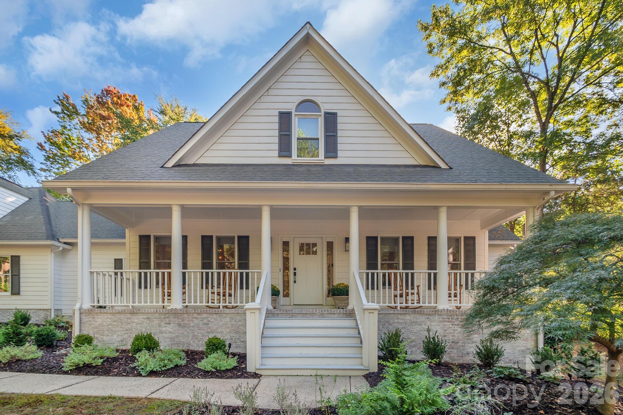Single Family Residence at 211 Pat Stough Lane, Davidson, photo 2 of 36