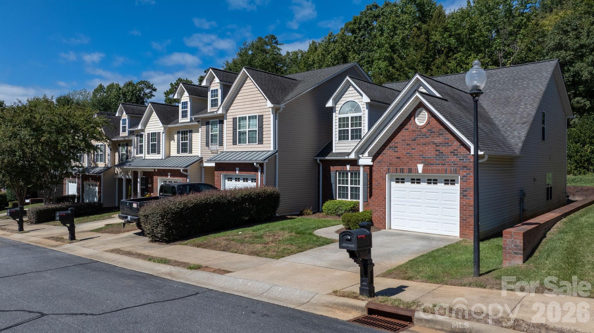 Townhouse at 4746 Braxton Gate Lane, Hickory, photo 3 of 48