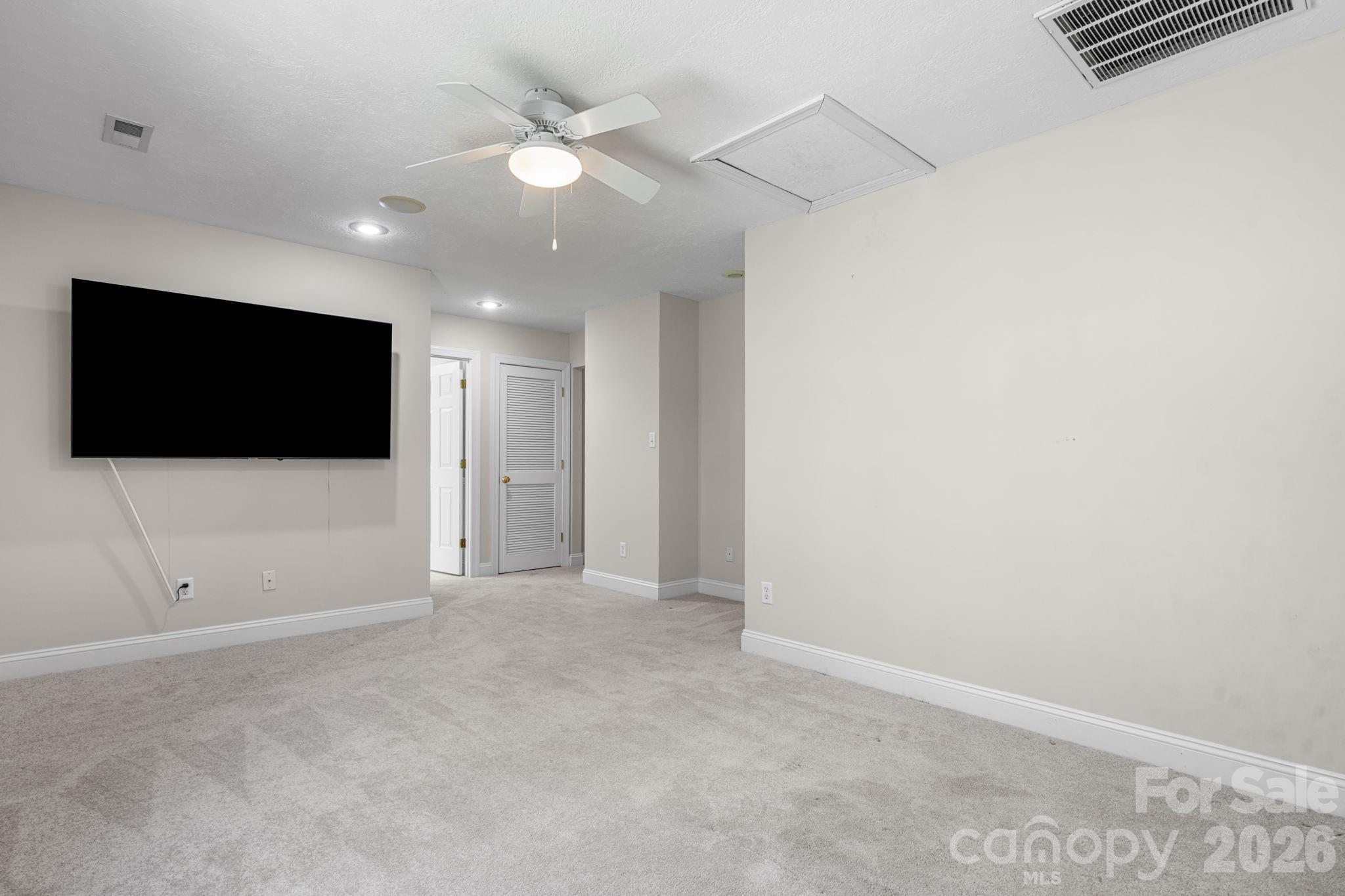 Townhouse at 4746 Braxton Gate Lane, Hickory, photo 31 of 48