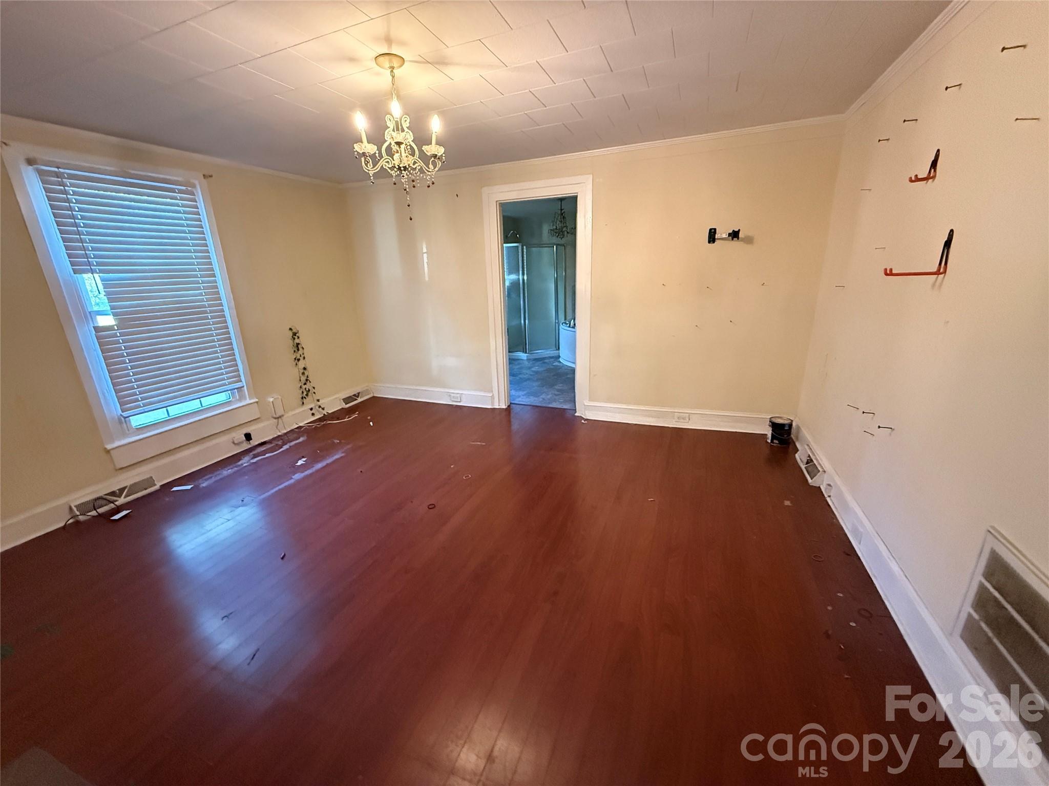 Single Family Residence at 261 W Iredell Avenue, Mooresville, photo 27 of 34