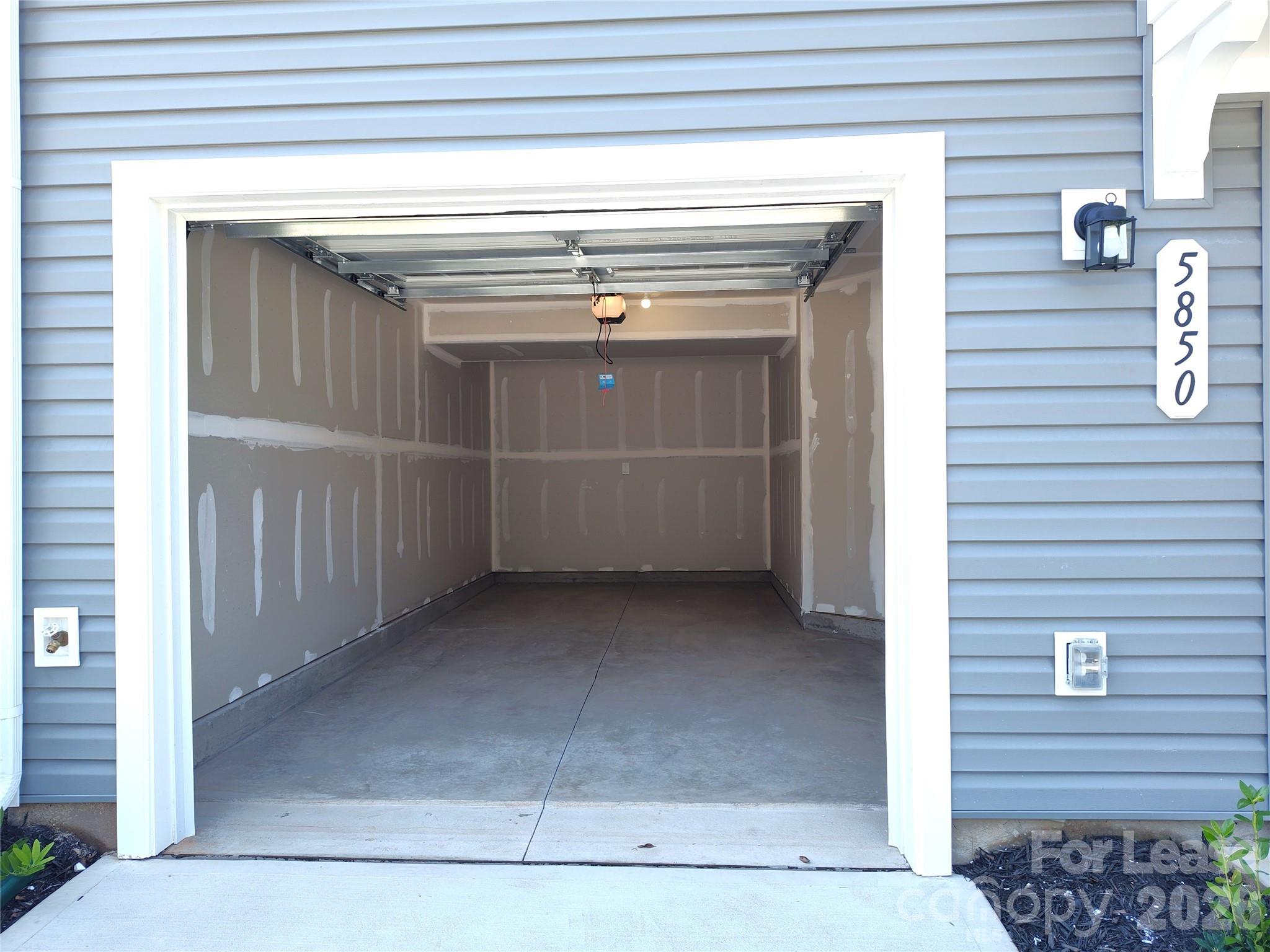 Townhouse at 5850 Granbury Drive, Kannapolis, photo 25 of 27