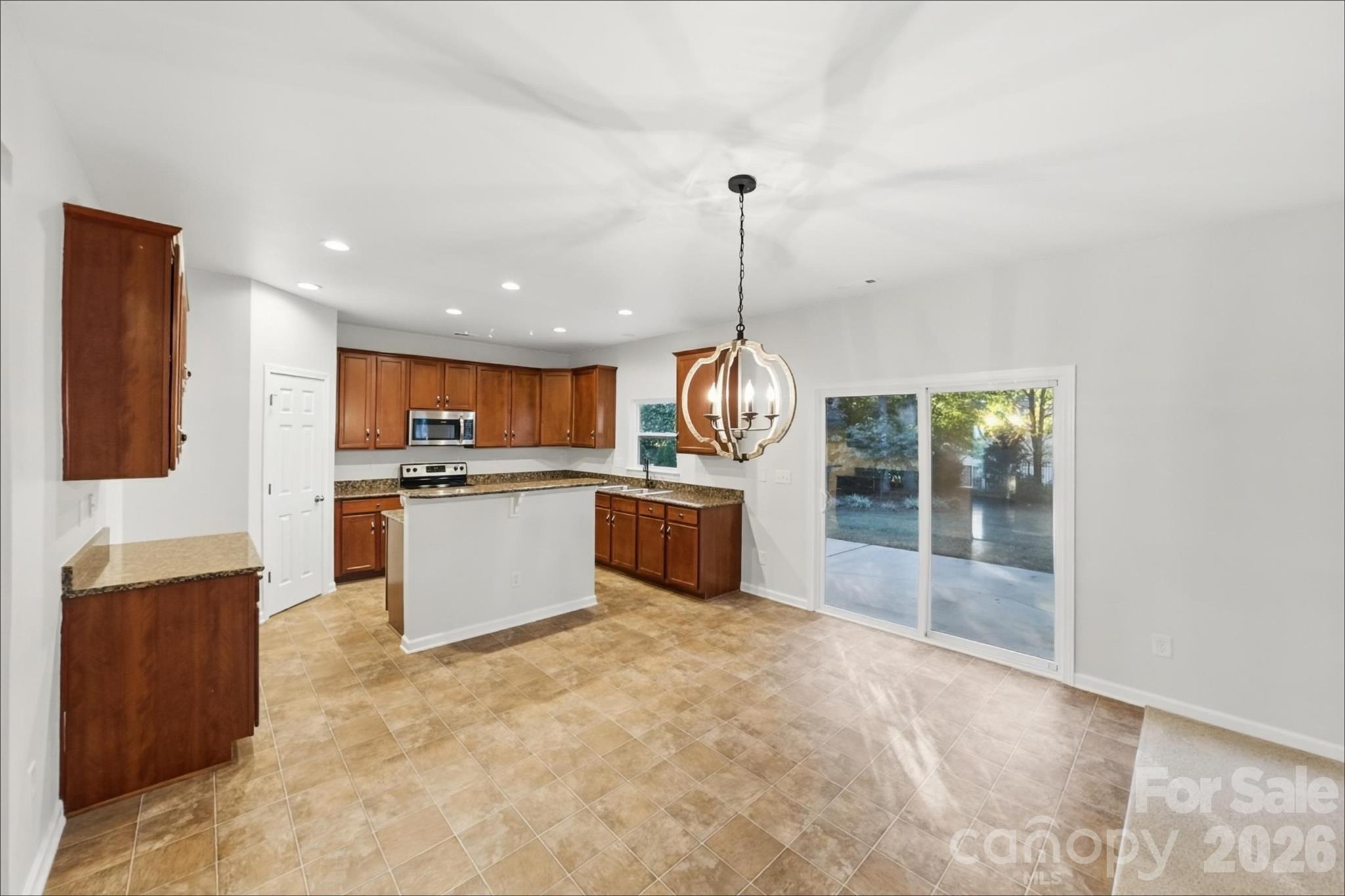 Single Family Residence at 3041 Kilbeggan Drive, Clover, photo 7 of 20