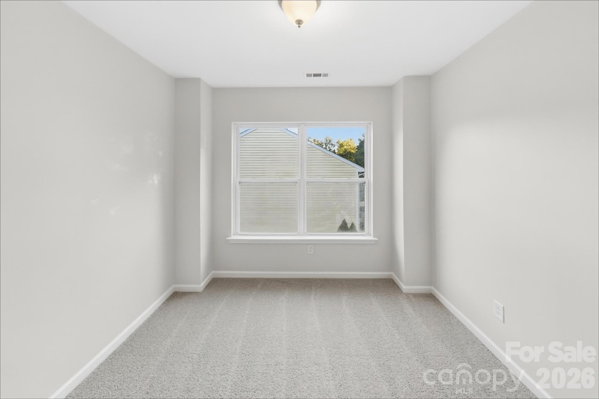 Single Family Residence at 3041 Kilbeggan Drive, Clover, photo 17 of 20