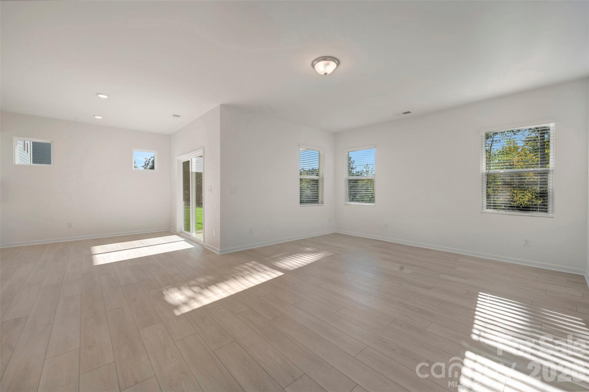 Family room - 1554 Kate Cecil Way, York