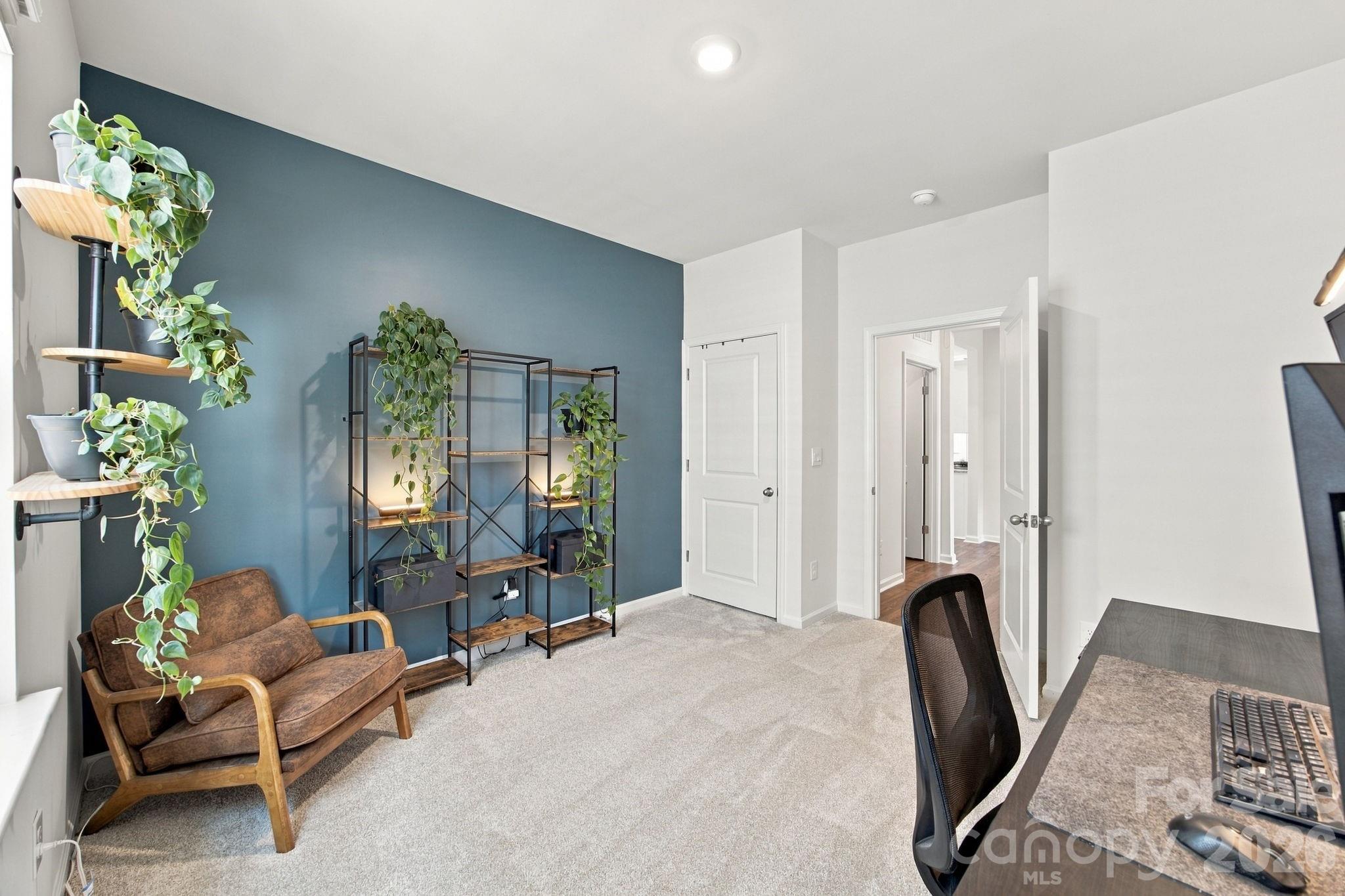 Single Family Residence at 107 Meadow View Drive, Statesville, photo 10 of 34
