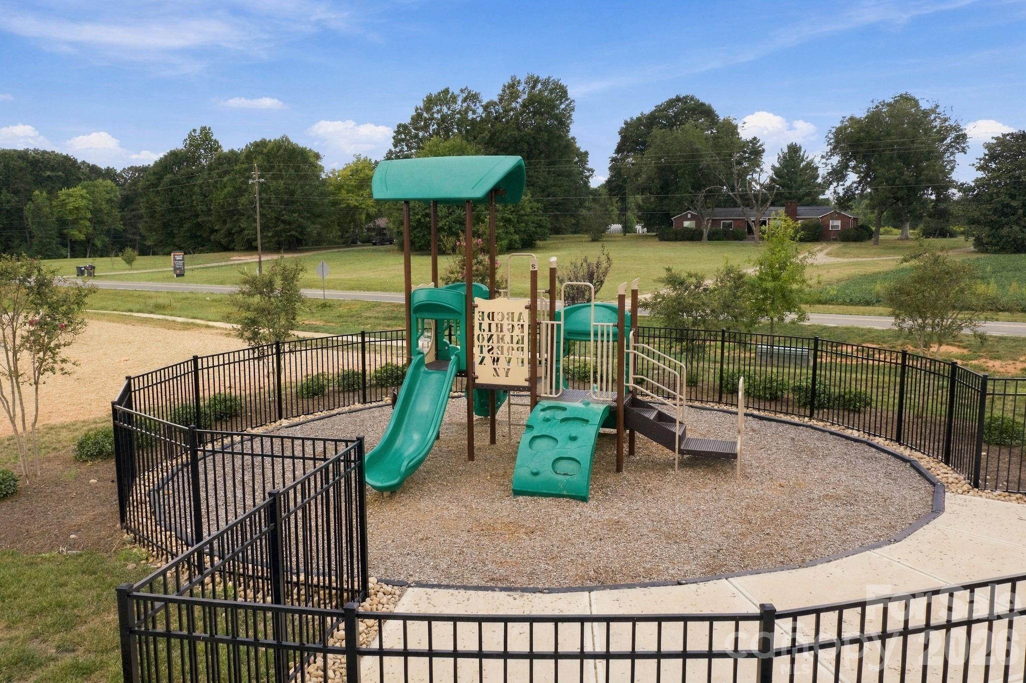 Single Family Residence at 107 Meadow View Drive, Statesville, photo 34 of 34