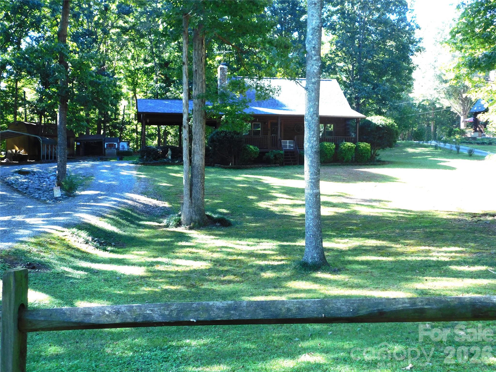 306 Chickasaw Trail