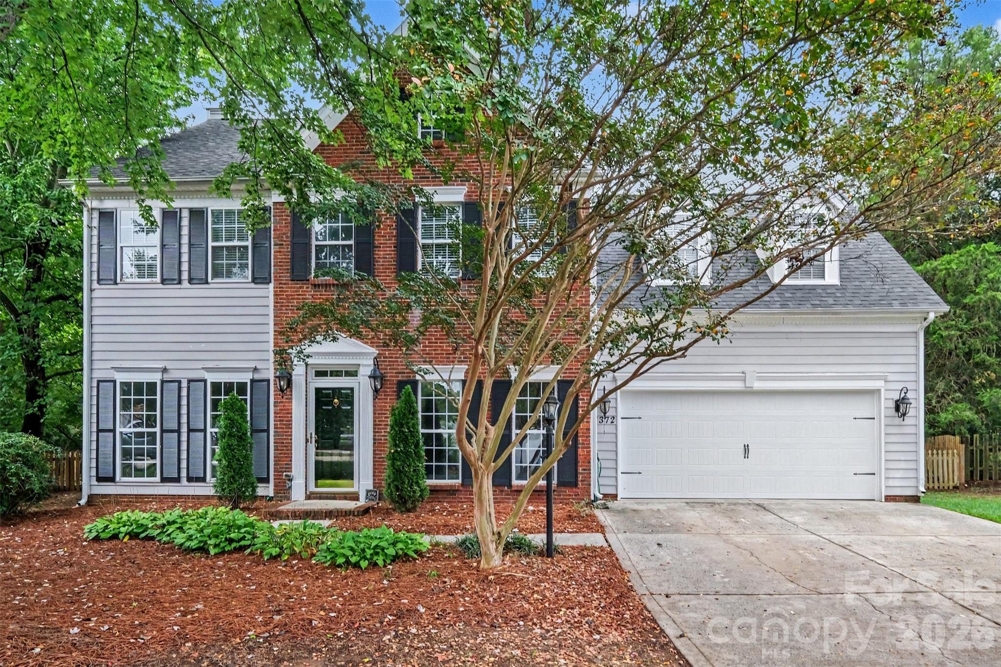 Single Family Residence at 1372 Yorkshire Place NW, Concord, photo 2 of 35