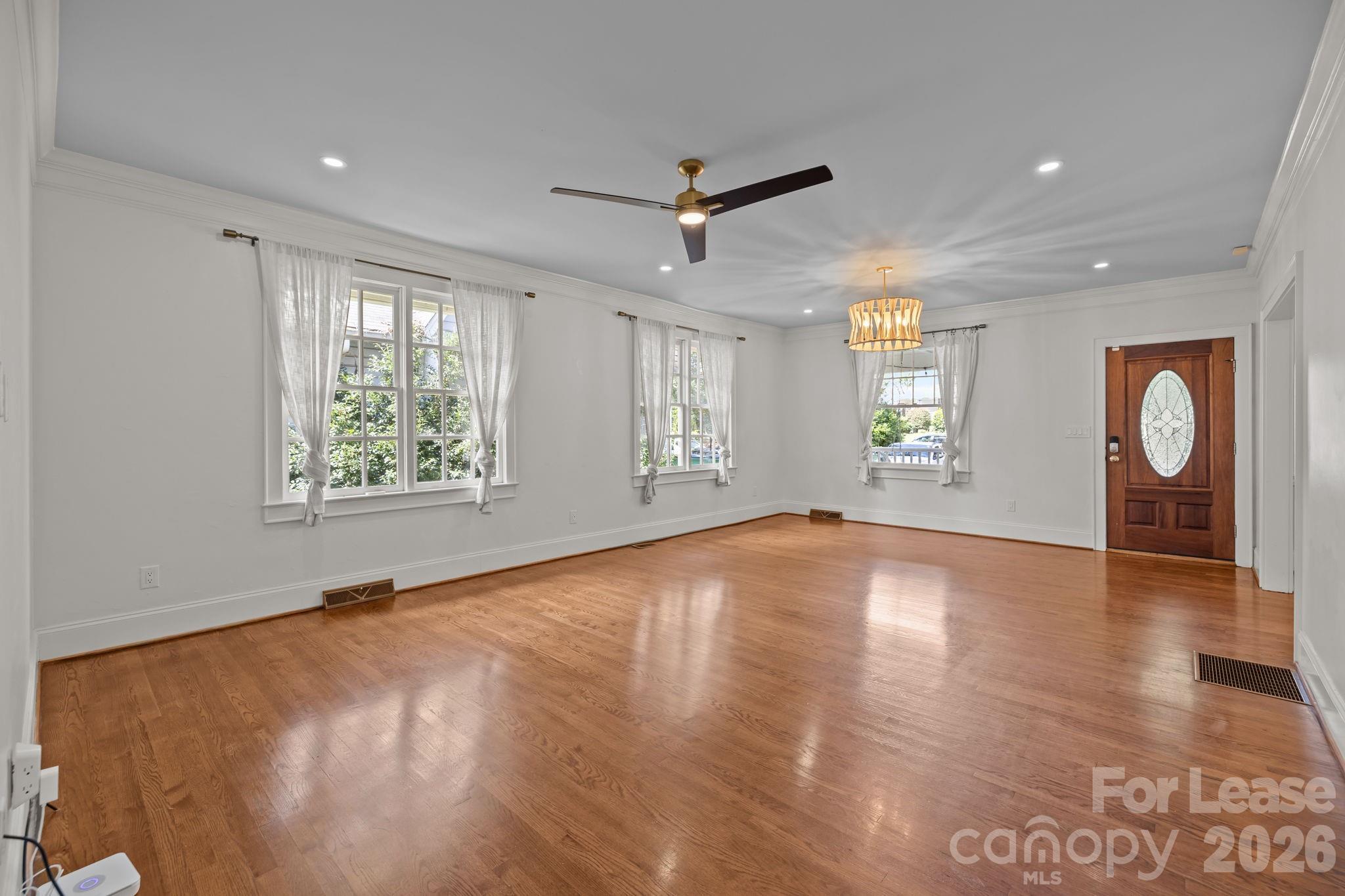Single Family Residence at 1705 Fountain View, Charlotte, photo 4 of 48