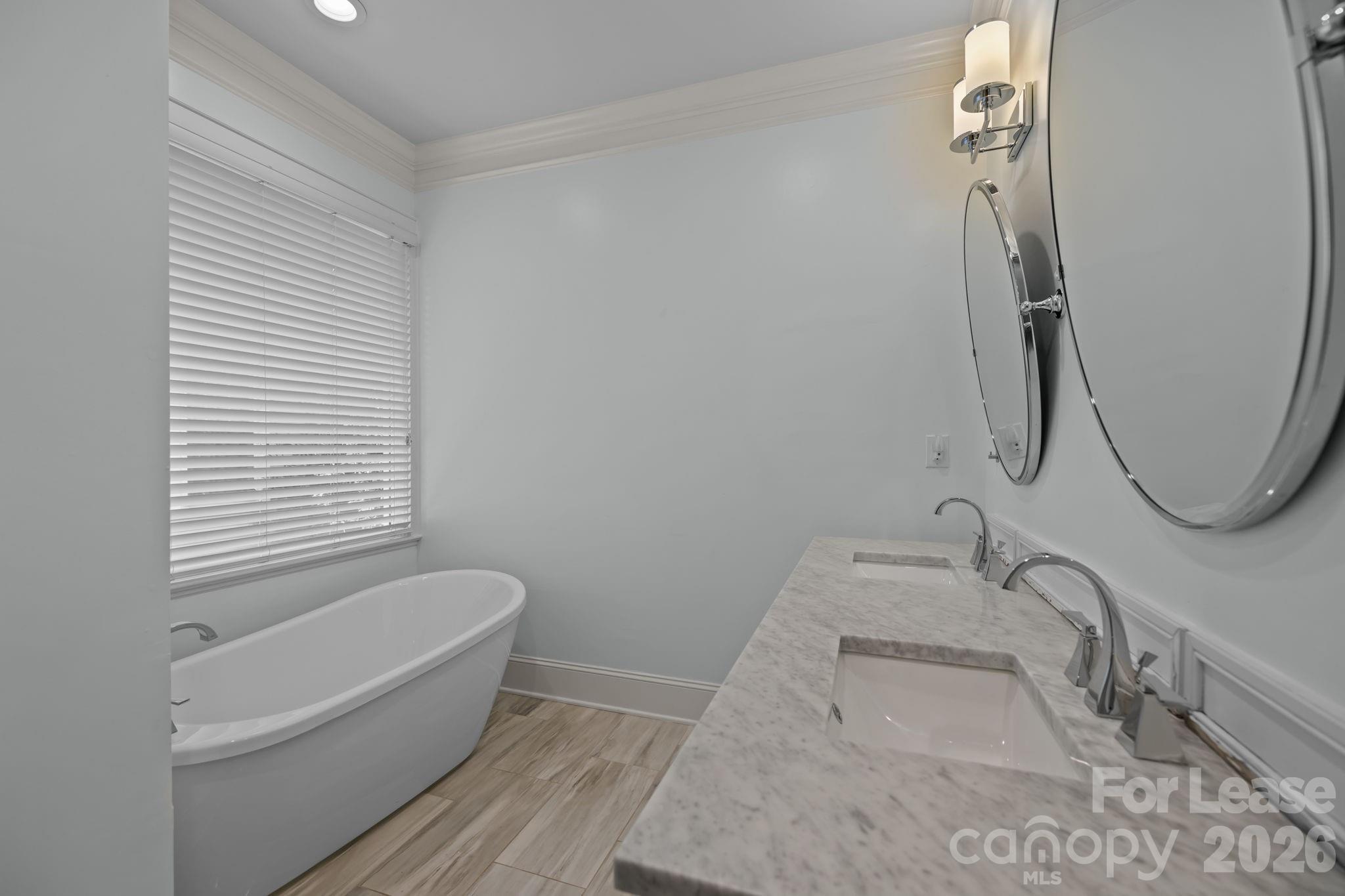 Single Family Residence at 1705 Fountain View, Charlotte, photo 12 of 48